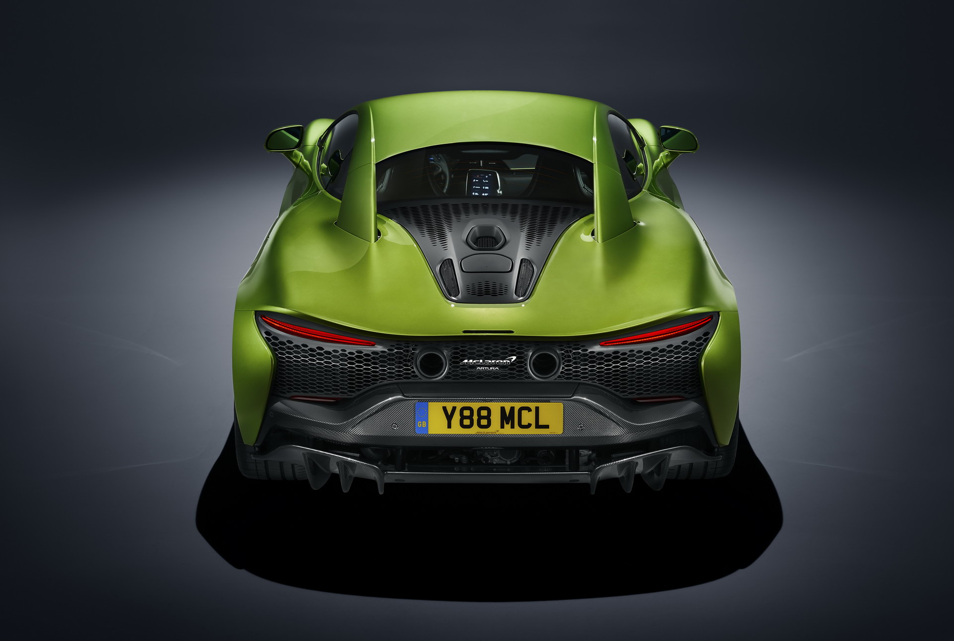 New McLaren Artura Is A 670 HP Plug-in Hybrid Supercar That Has No Reverse Gear