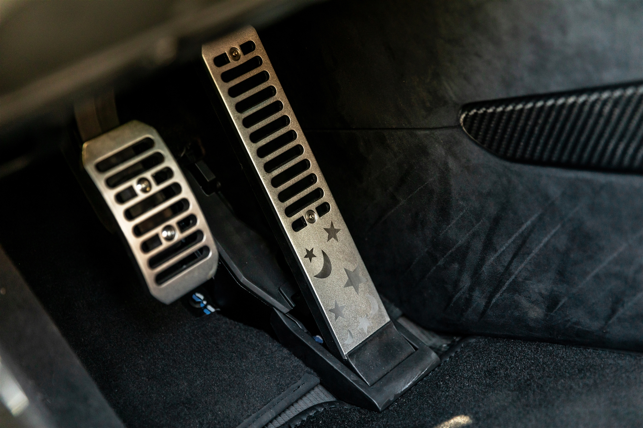 One-Off McLaren Senna ‘Merlin’ Edition Is A Kind Of Magic