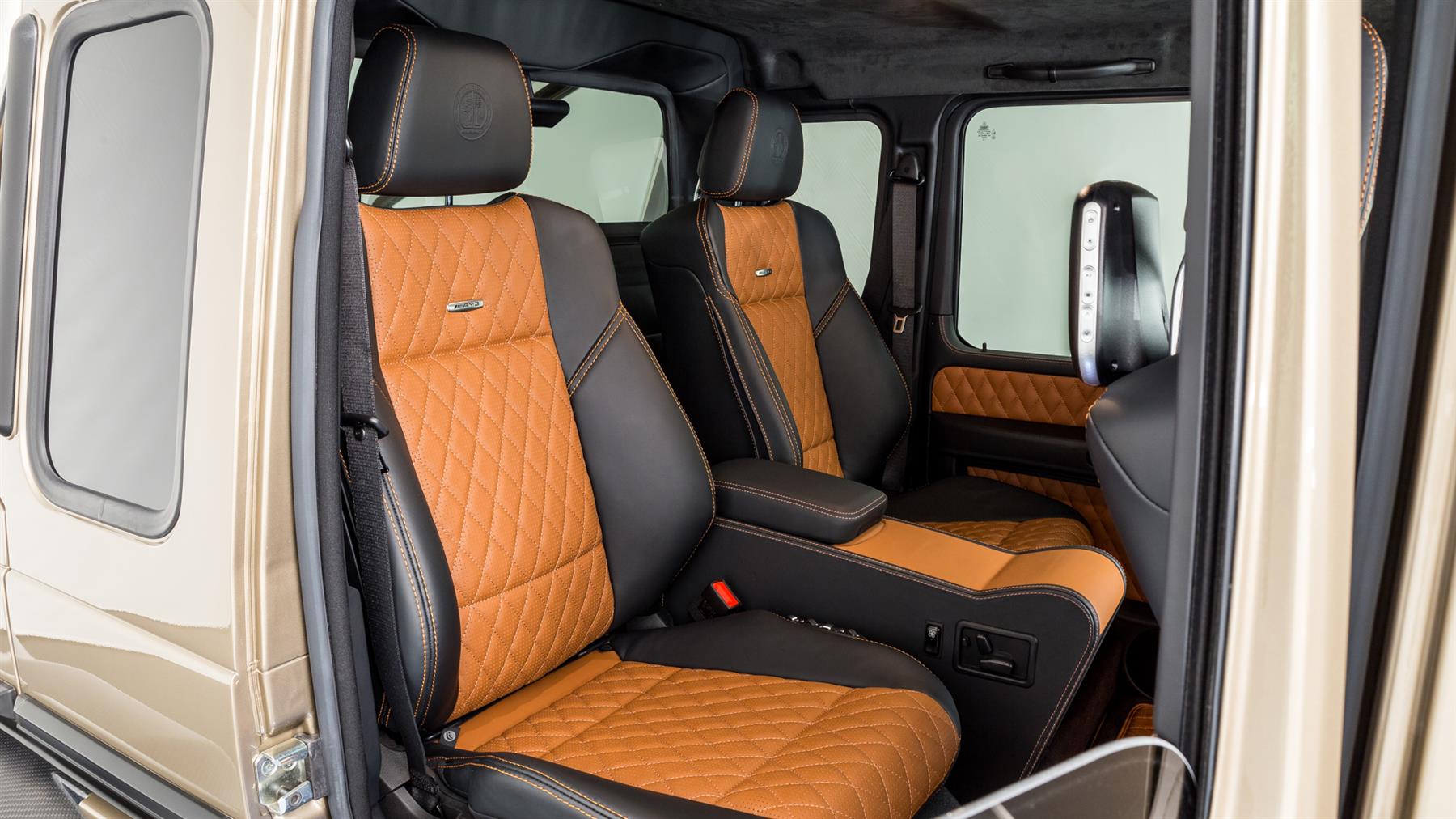 Mercedes-Benz G63 AMG 6×6 With Just 143 Miles Is A $1 Million Off-Roading Beast