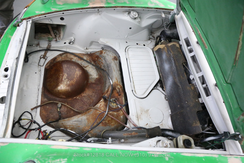 This 1971 Porsche 911 E Targa Rust Bucket Will Still Cost You $40k