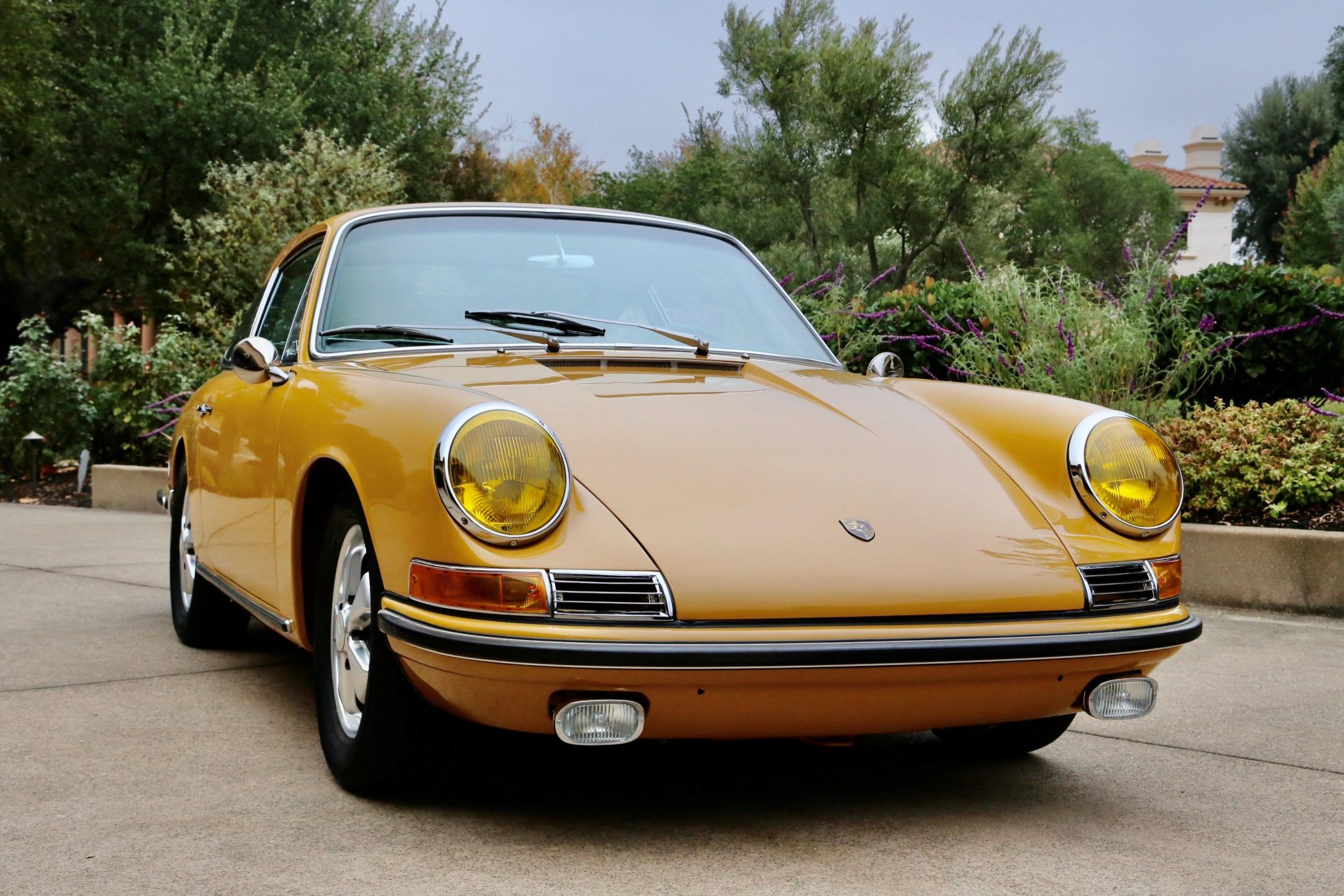 1967 Porsche 911 S Is A Fine Specimen Showcasing The Icon’s Dawning