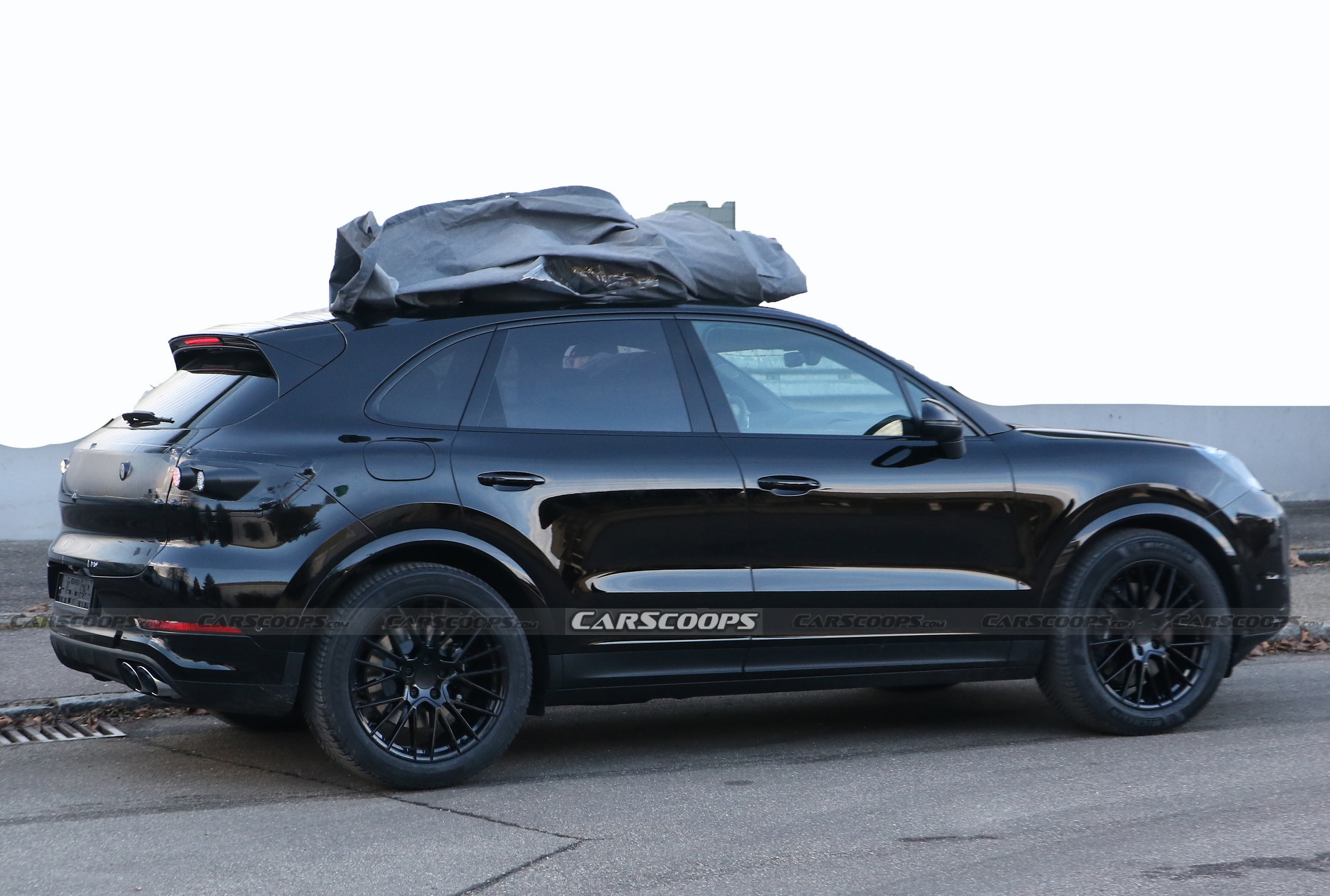 Porsche Cayenne Facelift Spied Testing With New Front And Rear Design