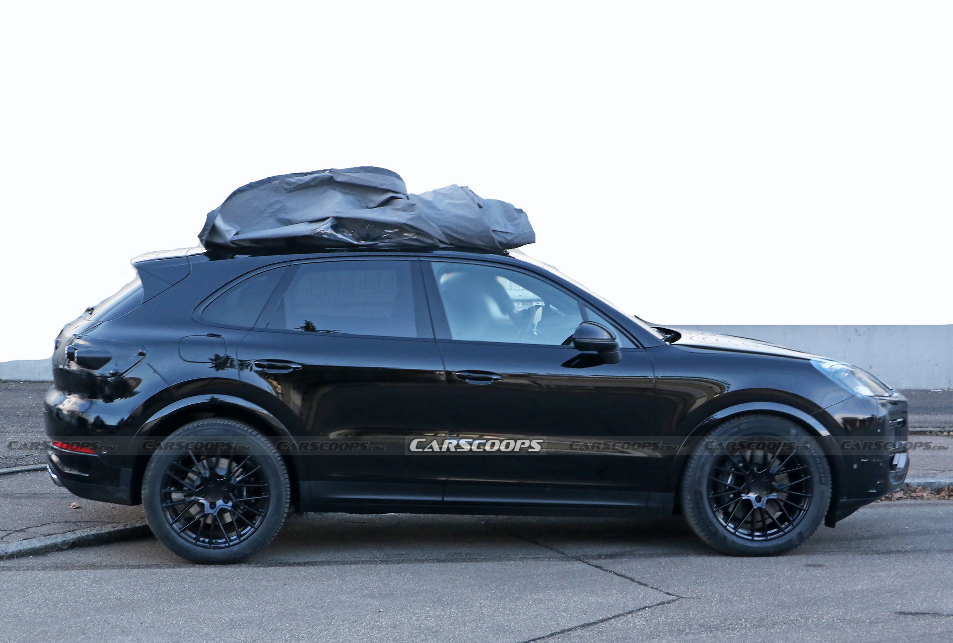 Porsche Cayenne Facelift Spied Testing With New Front And Rear Design