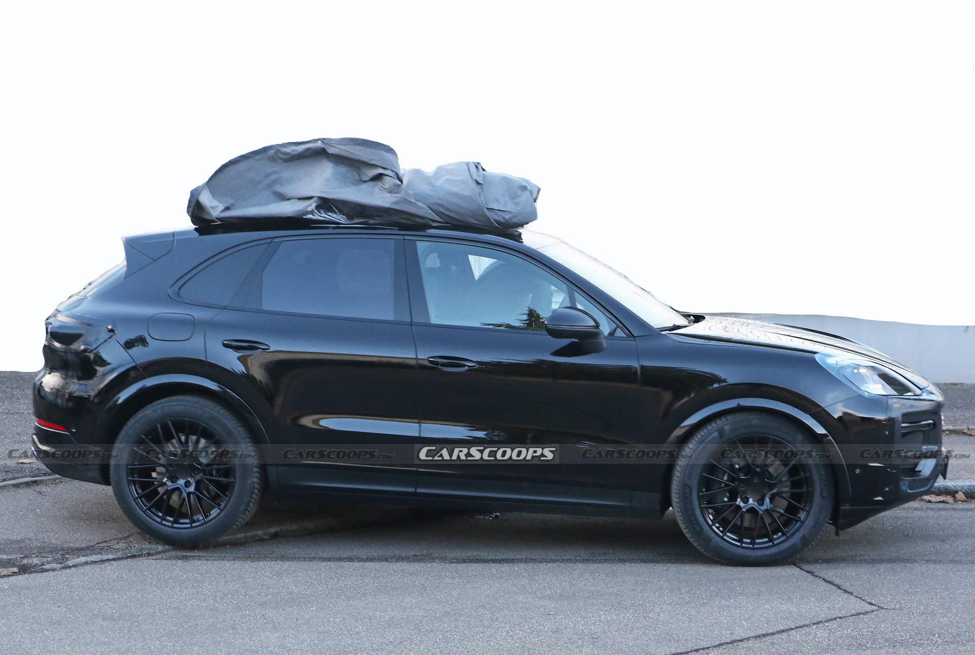 Porsche Cayenne Facelift Spied Testing With New Front And Rear Design