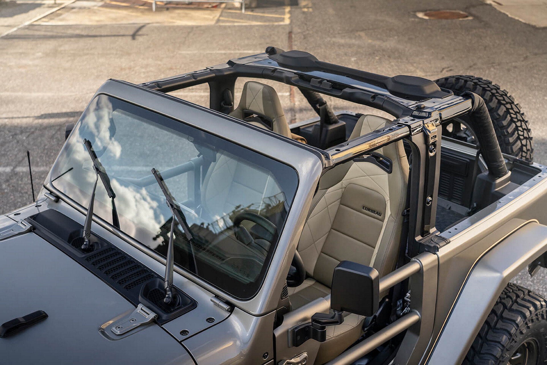 Custom Shop Takes New Jeep Wrangler JL And Gives Its An ’80s / ’90s YJ Retro Facelift