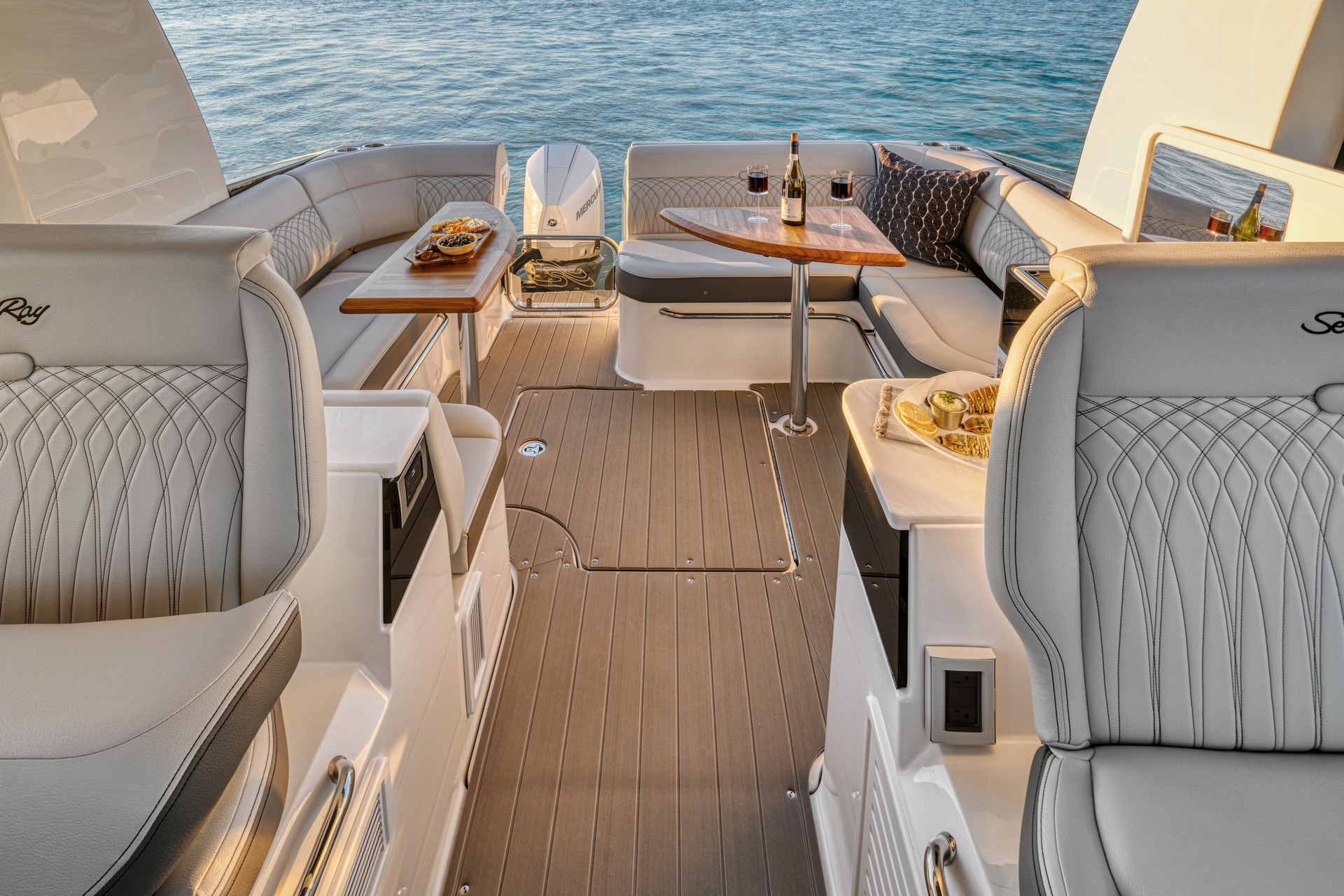 The Ultimate Boating Machine? BMW Designworks And Sea Ray Introduce New Sundancer 370 Outboard