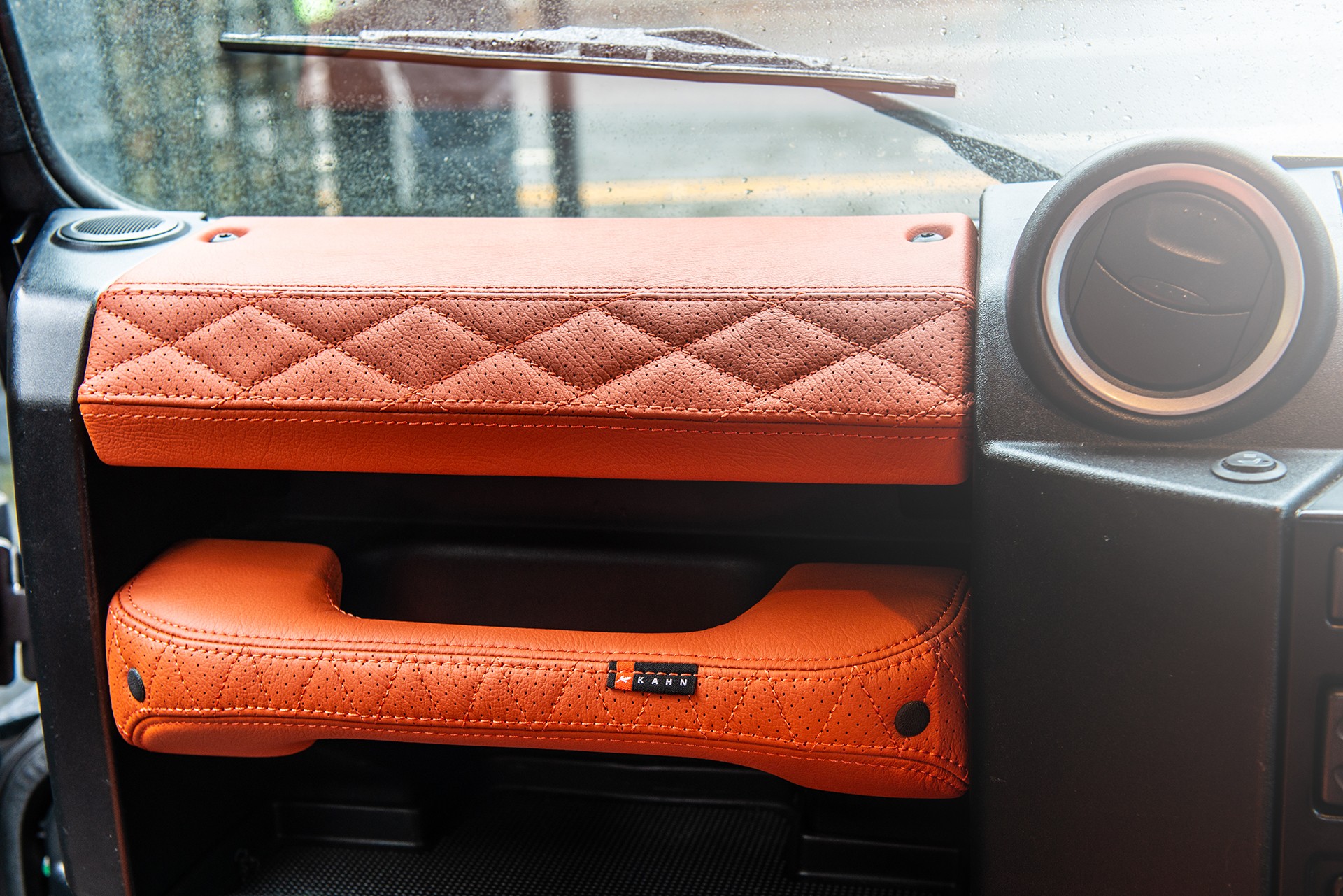 Kahn’s 2015 Land Rover Defender Pickup Looks Ready For The End Of Days