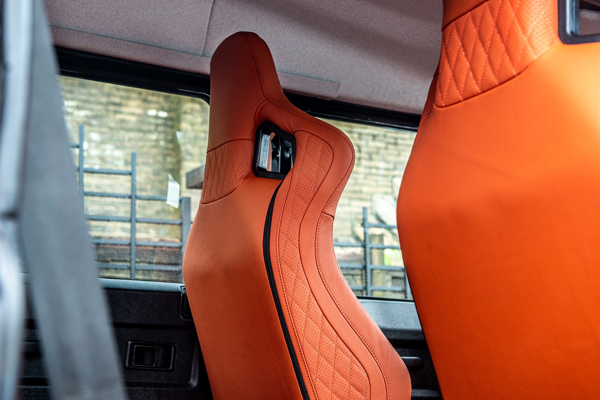 Kahn’s 2015 Land Rover Defender Pickup Looks Ready For The End Of Days