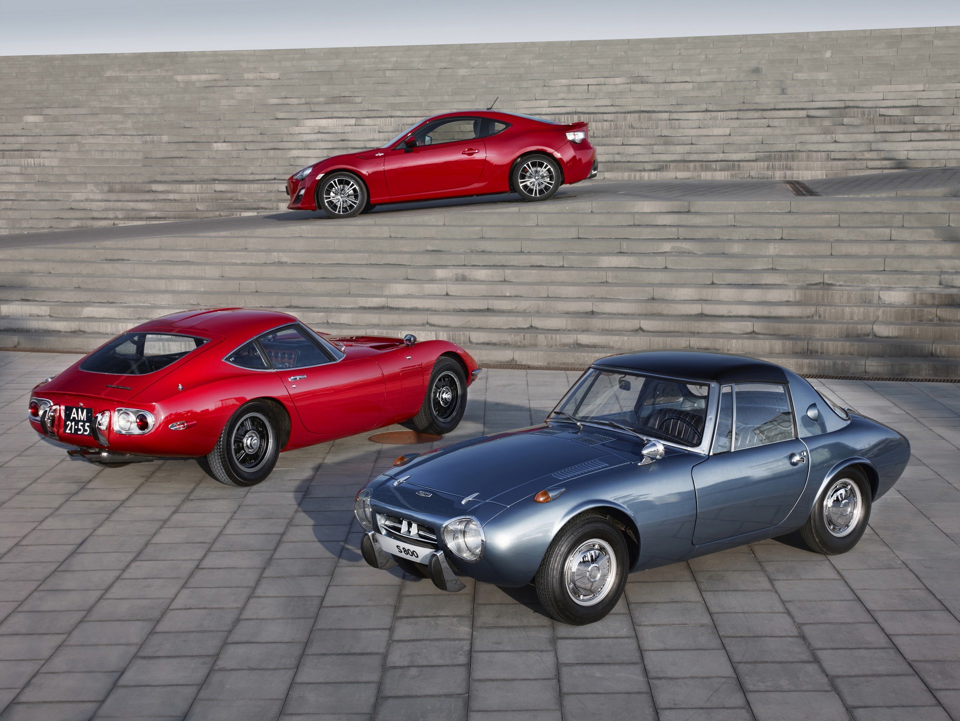 Toyota UK Sends Off The GT86 With A Short Video Full Of Drifting