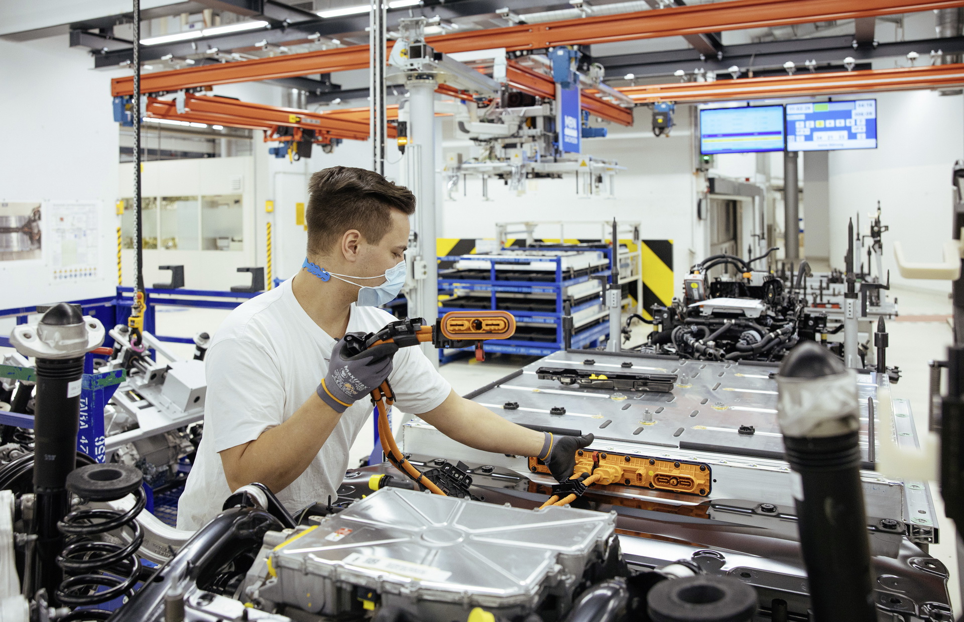 VW ID.3 Enters Production At Dresden, The Former Home Of The e-Golf And Bentley Flying Spur