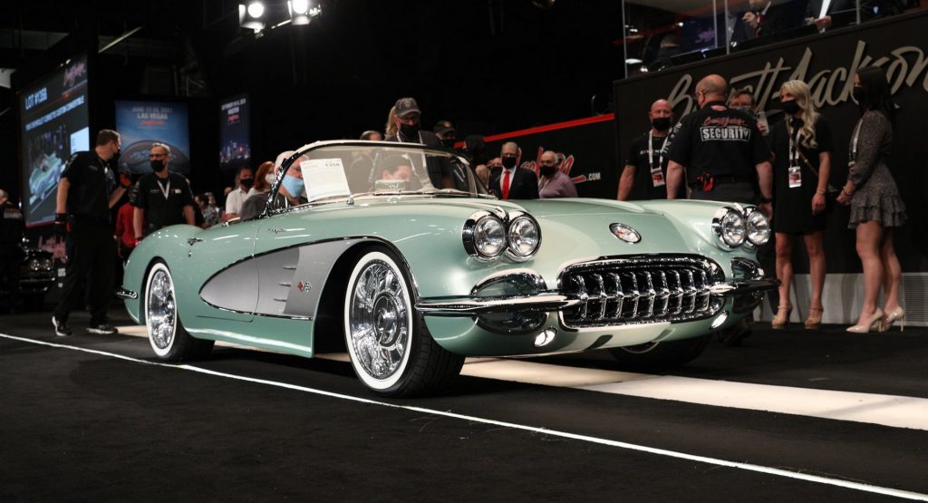 Kevin Hart Paid $825,000 For This Sweet Looking Restomodded ’59 Corvette