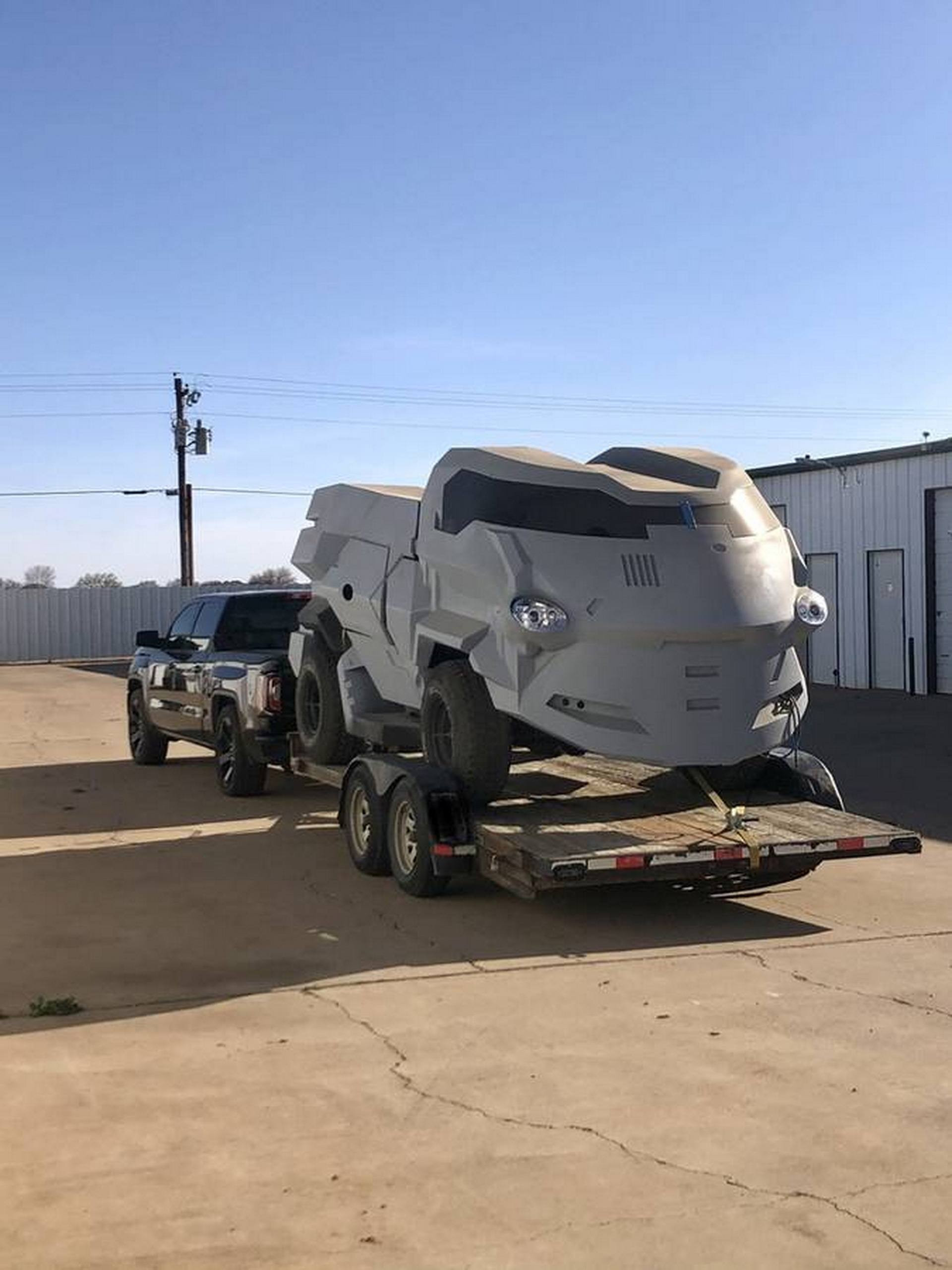 Roll Into Mega-City One With This Heavily Modified Land Rover From Judge Dredd