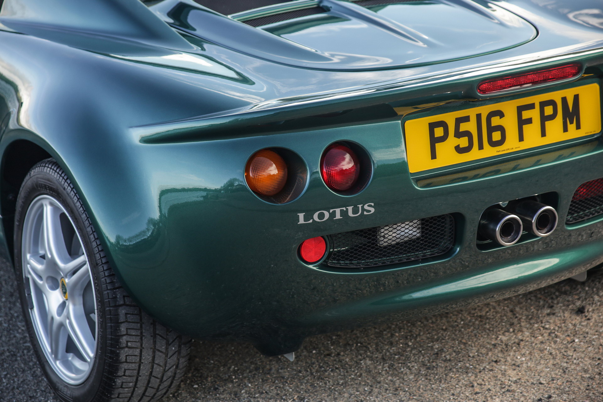 Buy This 1700-Mile Lotus And Find Out Why Everyone Went Nuts For The Elise In ‘97
