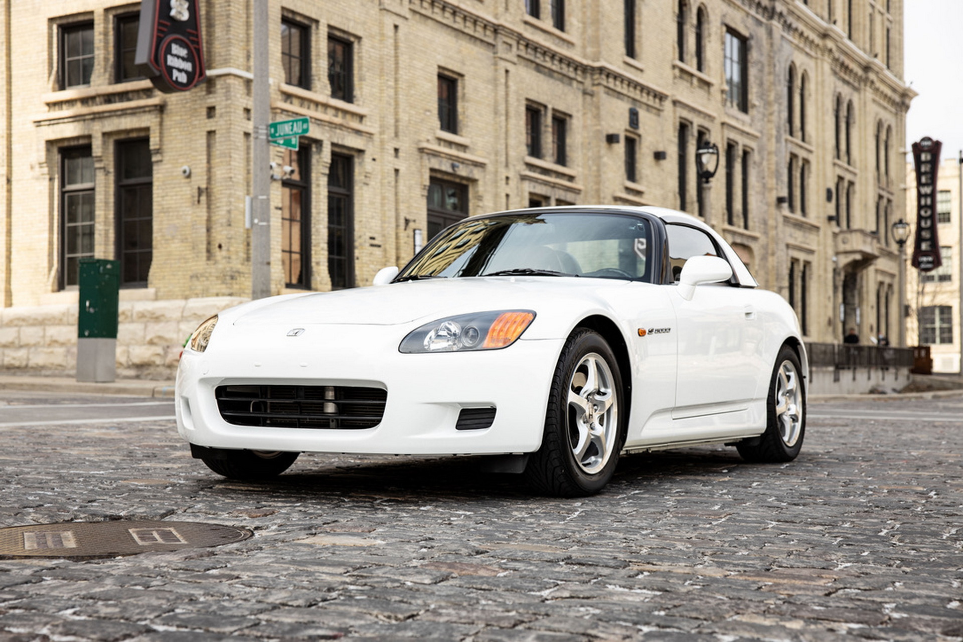 This Low-Mileage White-On-Red Honda S2000 Has Already Attracted A High Bid Of $35,000