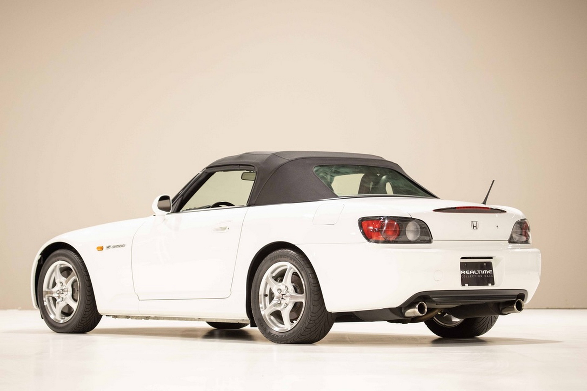 This Low-Mileage White-On-Red Honda S2000 Has Already Attracted A High Bid Of $35,000