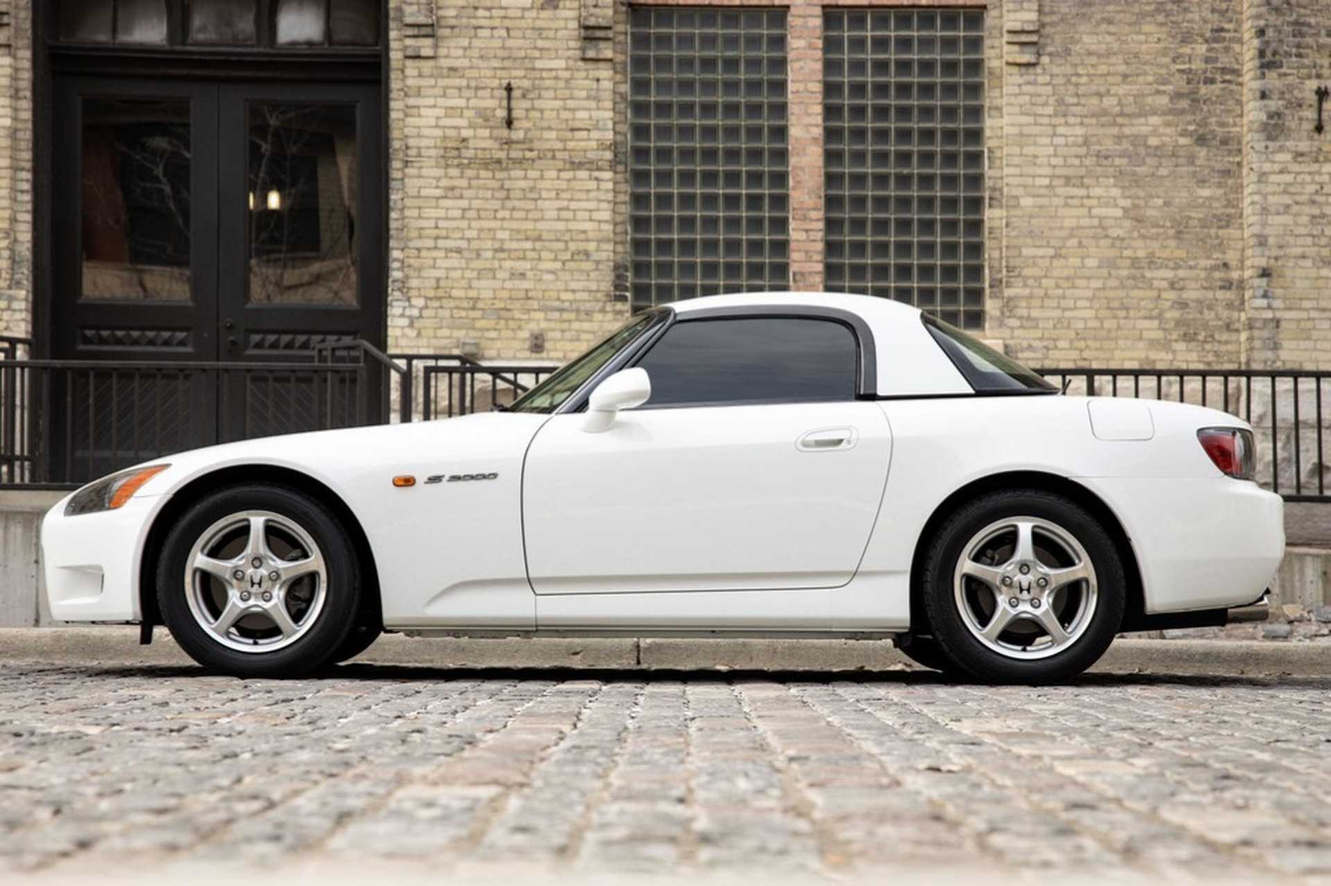 This Low-Mileage White-On-Red Honda S2000 Has Already Attracted A High Bid Of $35,000