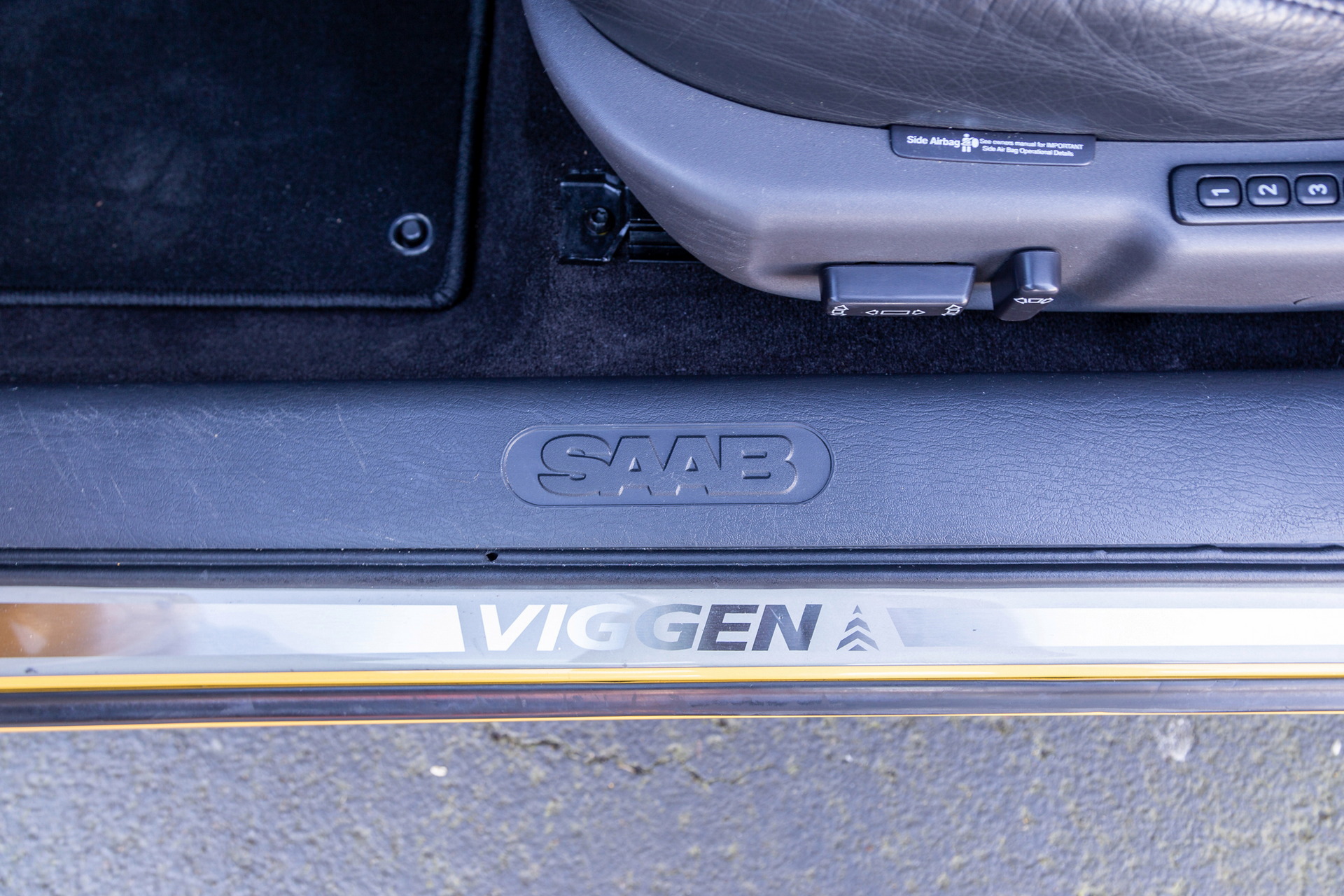 Pristine Saab 9-3 Viggen Convertible Is One Characterful Swede