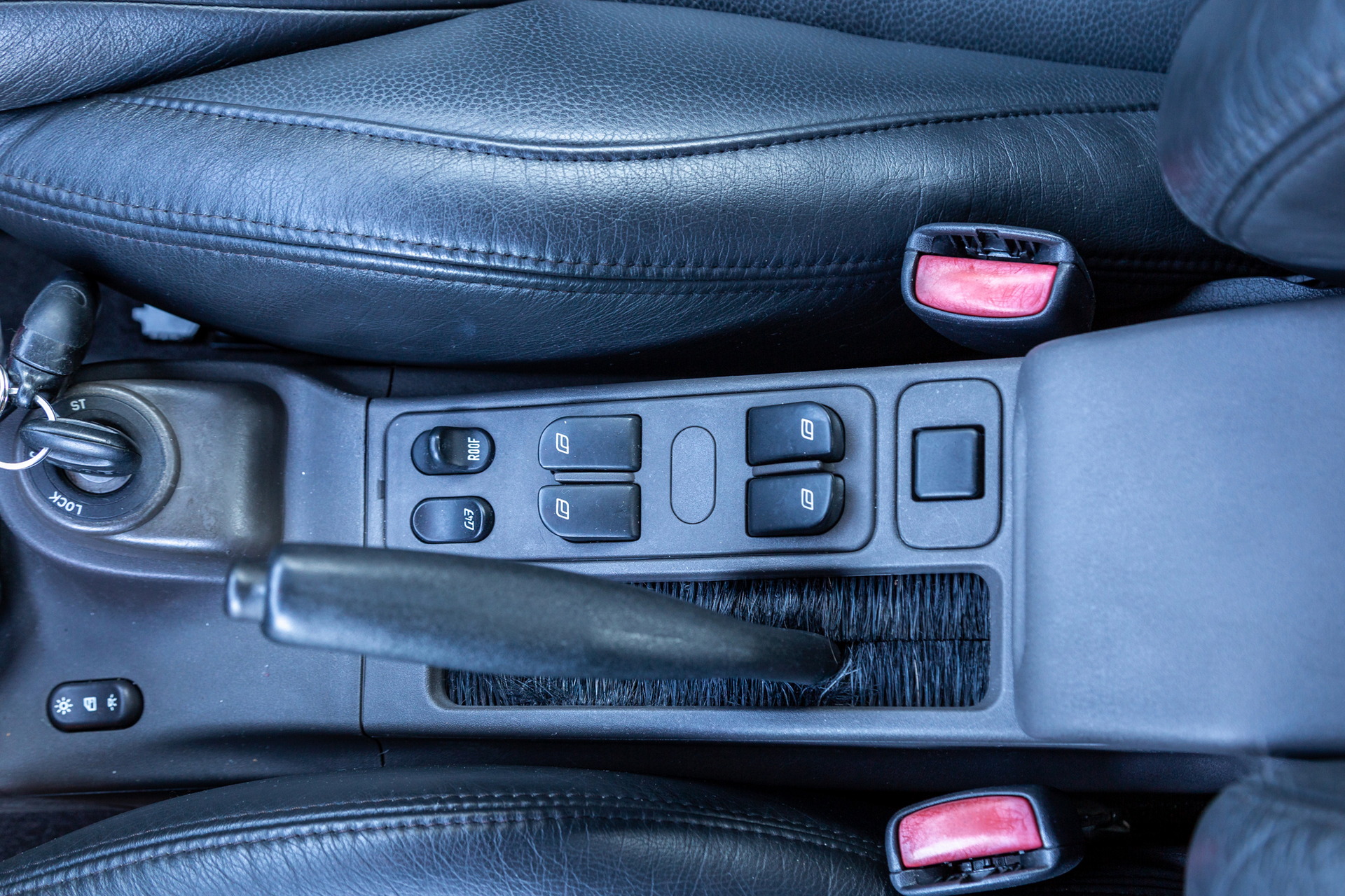 Pristine Saab 9-3 Viggen Convertible Is One Characterful Swede