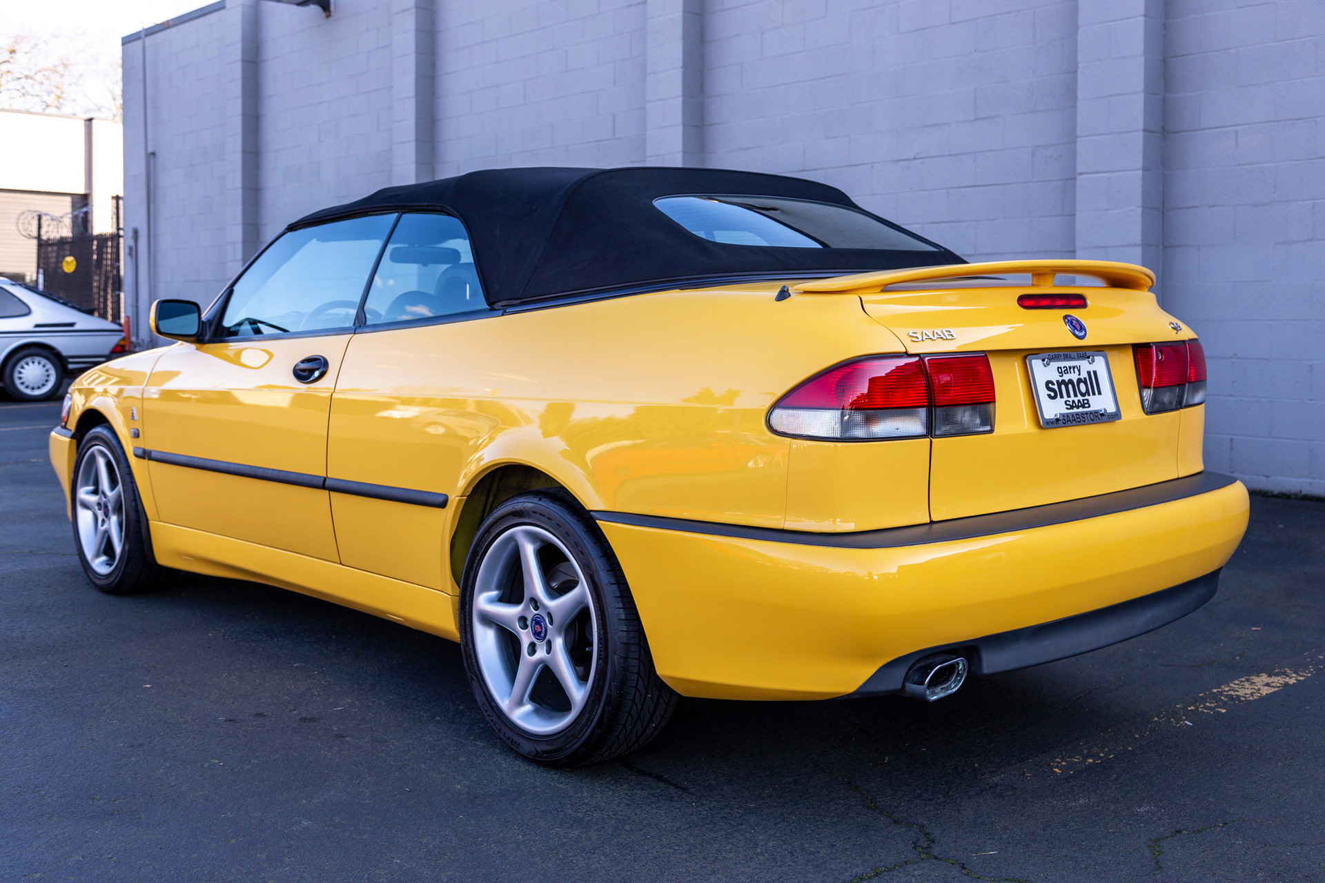 Pristine Saab 9-3 Viggen Convertible Is One Characterful Swede