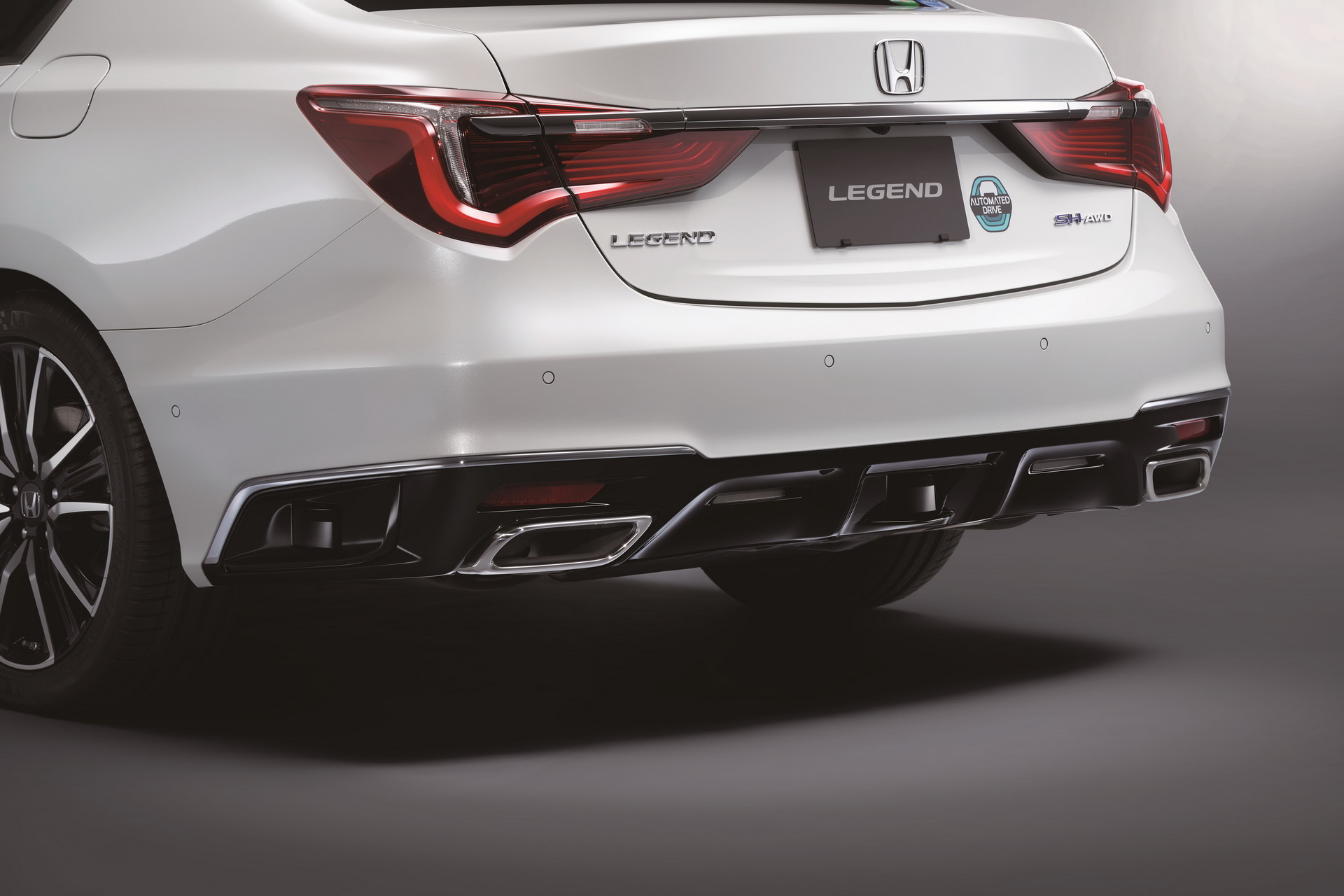 Honda Kills Legend And Odyssey In Japan, America’s Minivan Not Impacted