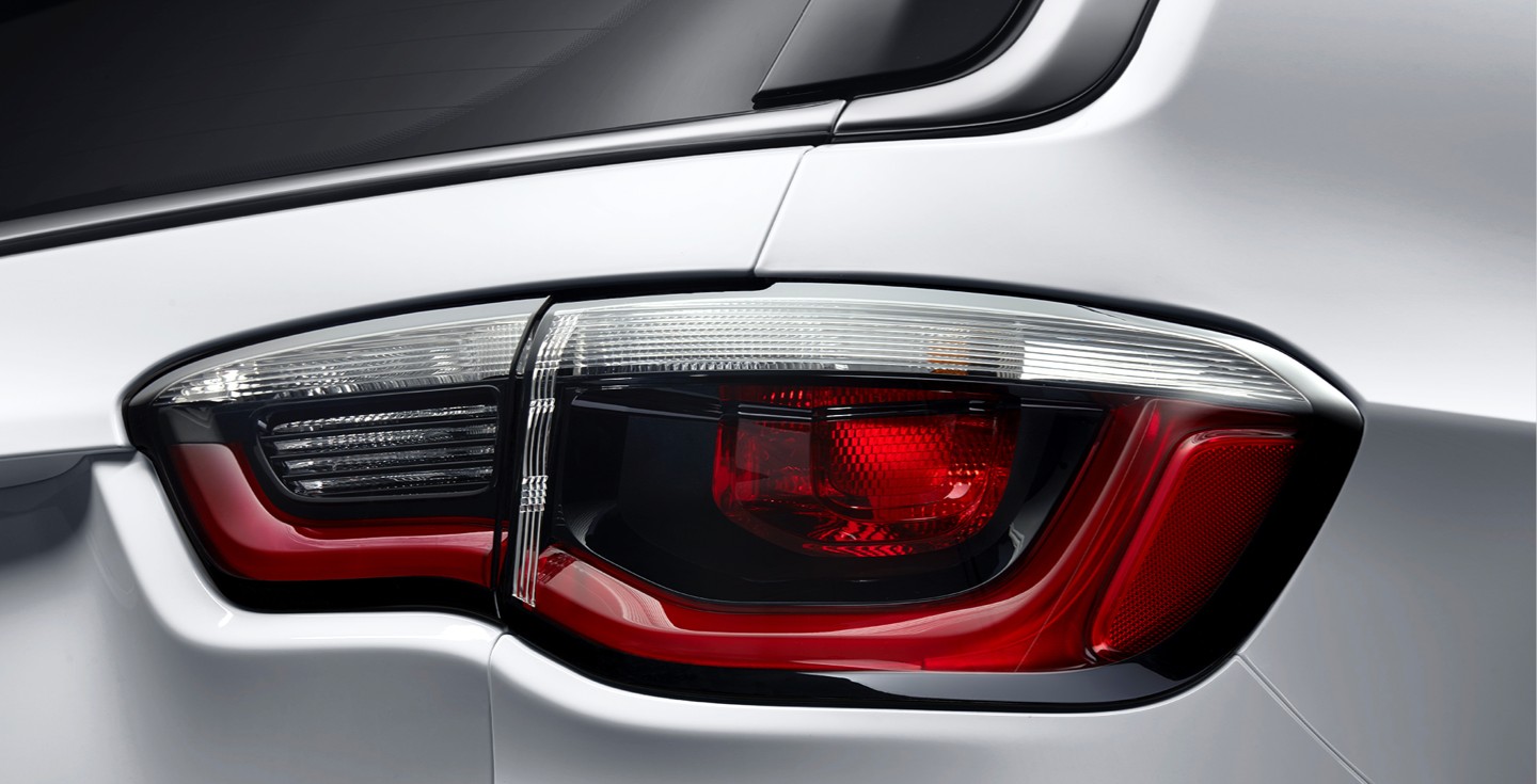 Watch Jeep Unveil Europe’s 2021 Compass Facelift Today At 6:00 AM EST