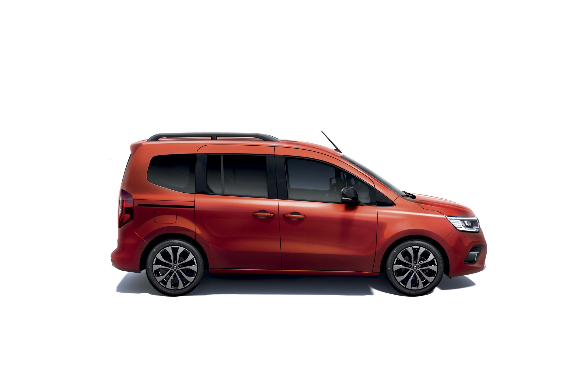 New Renault Kangoo Goes On Sale In Europe For Families With A Van Addiction