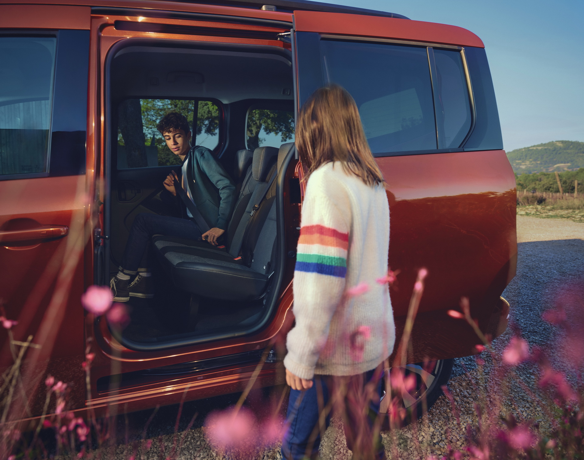 New Renault Kangoo Goes On Sale In Europe For Families With A Van Addiction