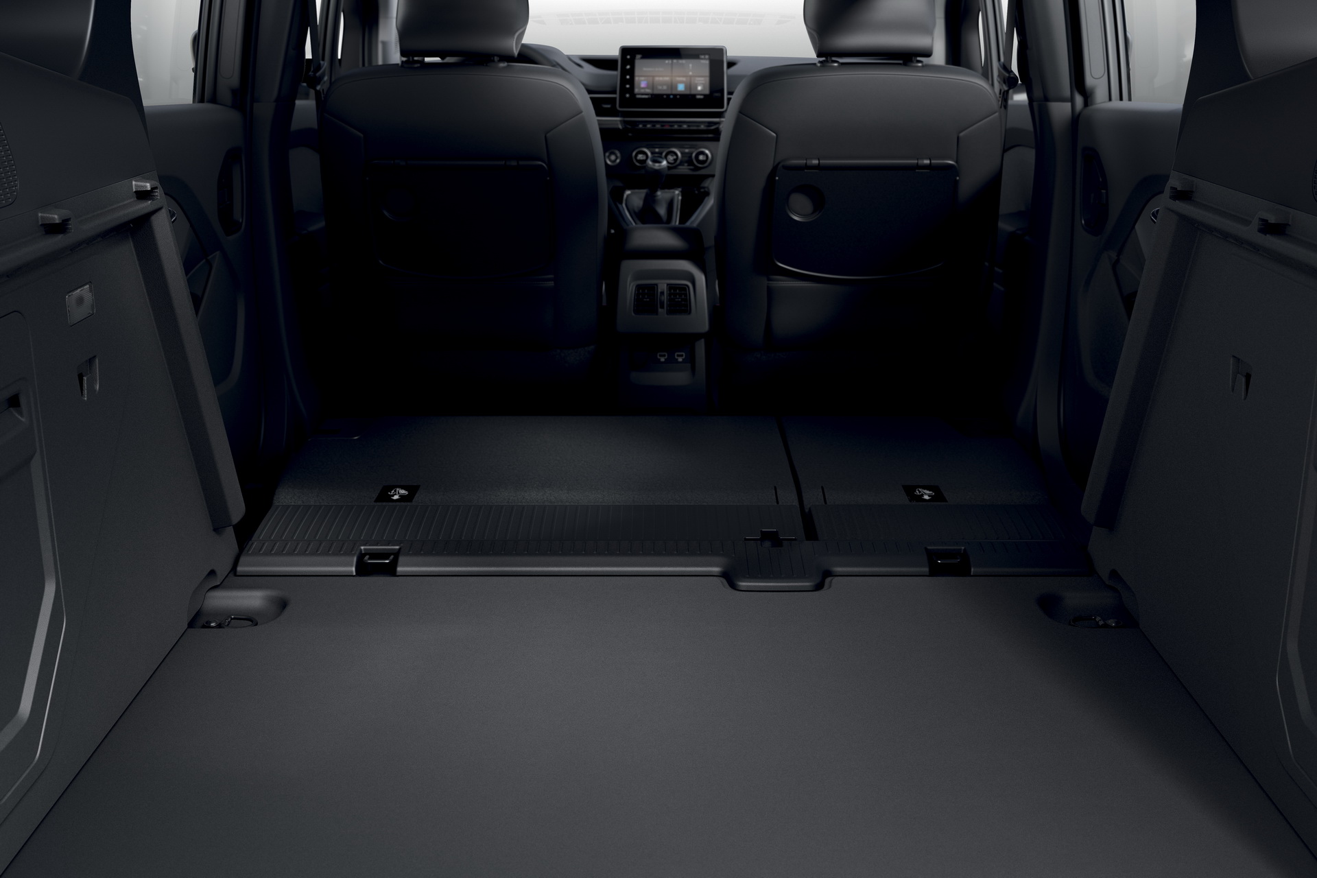 New Renault Kangoo Goes On Sale In Europe For Families With A Van Addiction