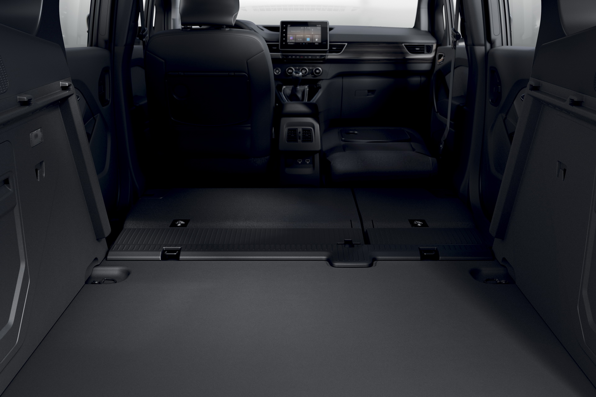 New Renault Kangoo Goes On Sale In Europe For Families With A Van Addiction