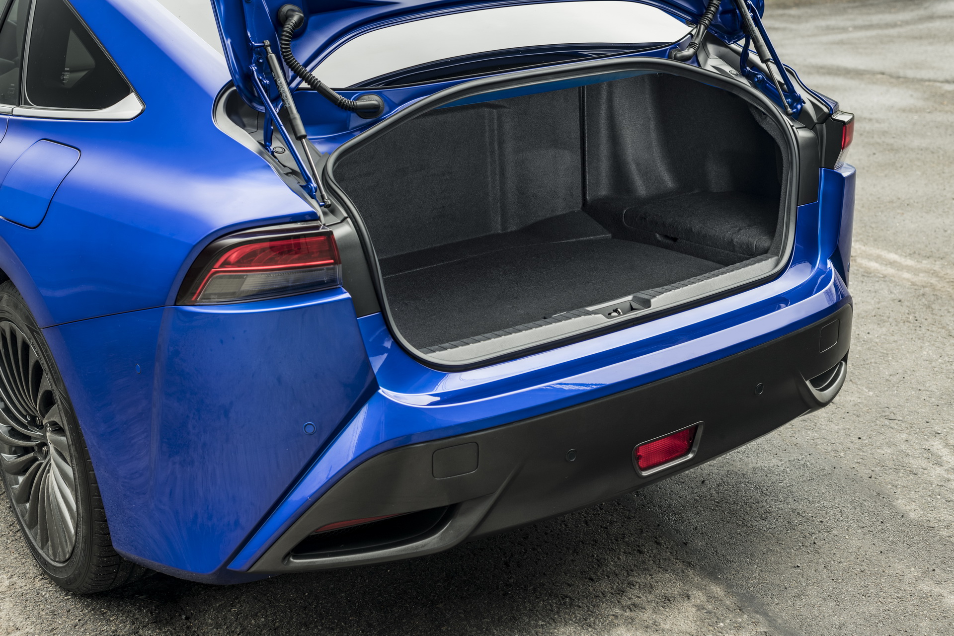 See The European 2021 Toyota Mirai RWD Fuel Cell Car In Over 150 Photos