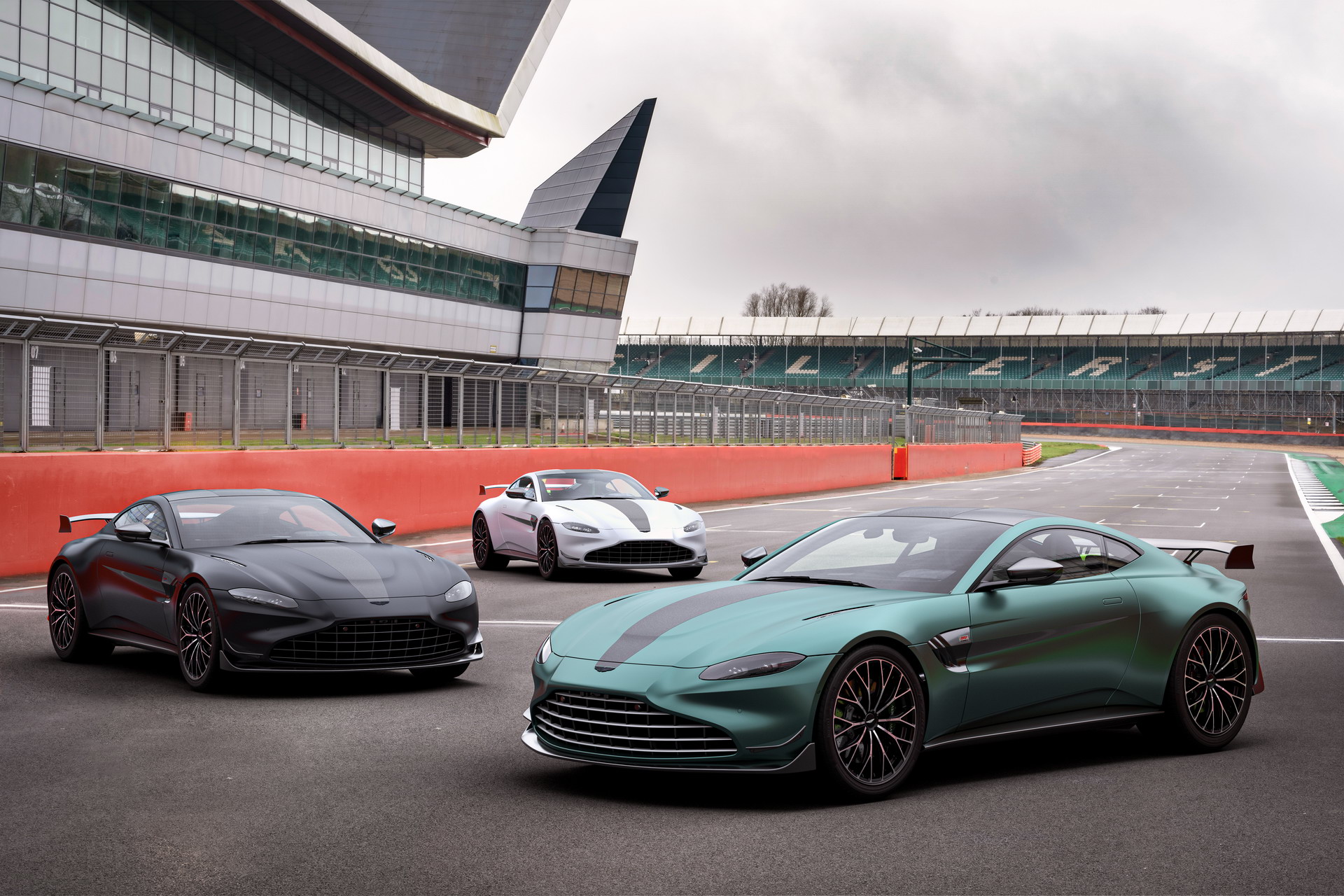 Aston Martin’s 2021 F1 Edition Is The Most Hardcore Vantage To Date