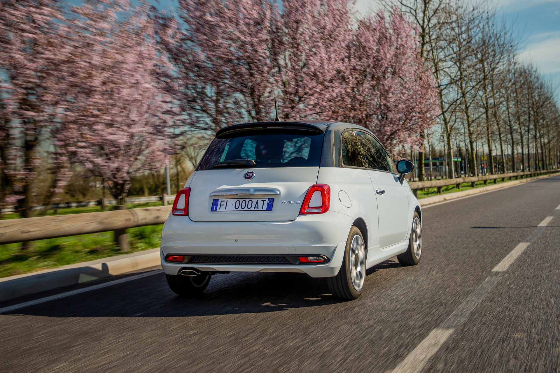 Fiat 500 Family Gains ‘Hey Google’ Special Editions With Voice Assistant