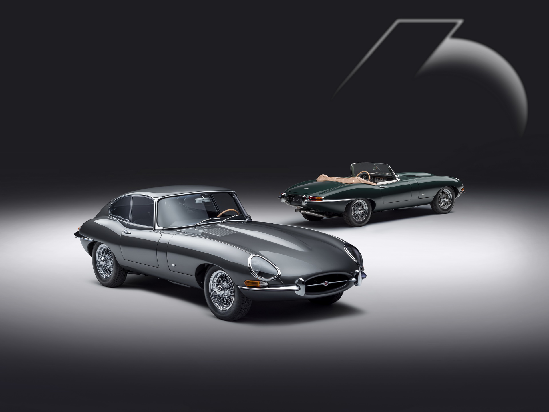 Jaguar Classic Shows Stunning Pair Of Factory Restored E-Type 60 Collection Editions