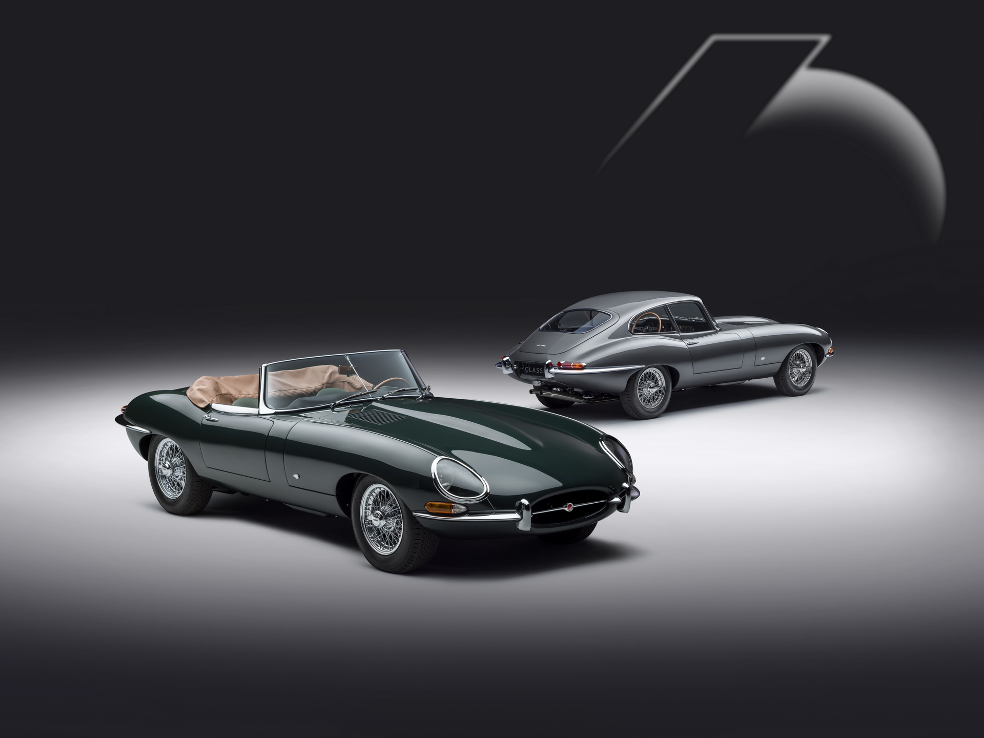 Jaguar Classic Shows Stunning Pair Of Factory Restored E-Type 60 Collection Editions