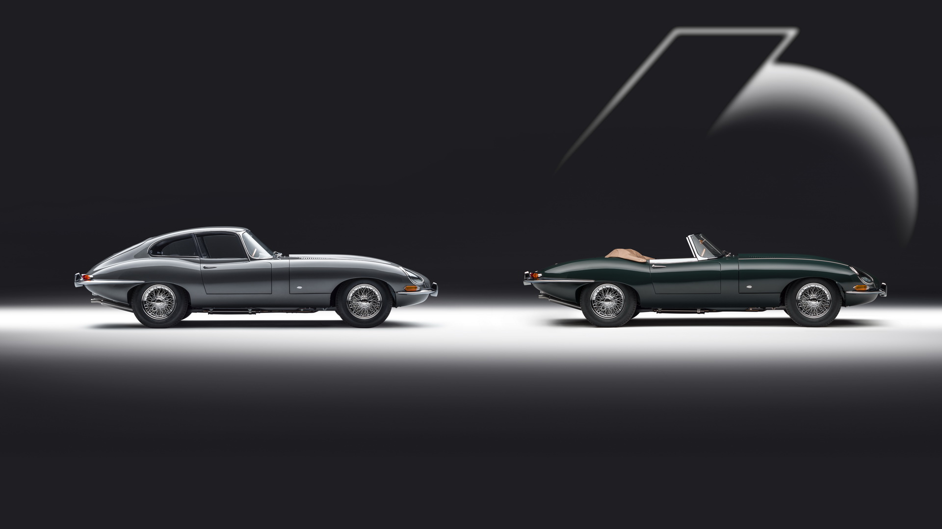 Jaguar Classic Shows Stunning Pair Of Factory Restored E-Type 60 Collection Editions