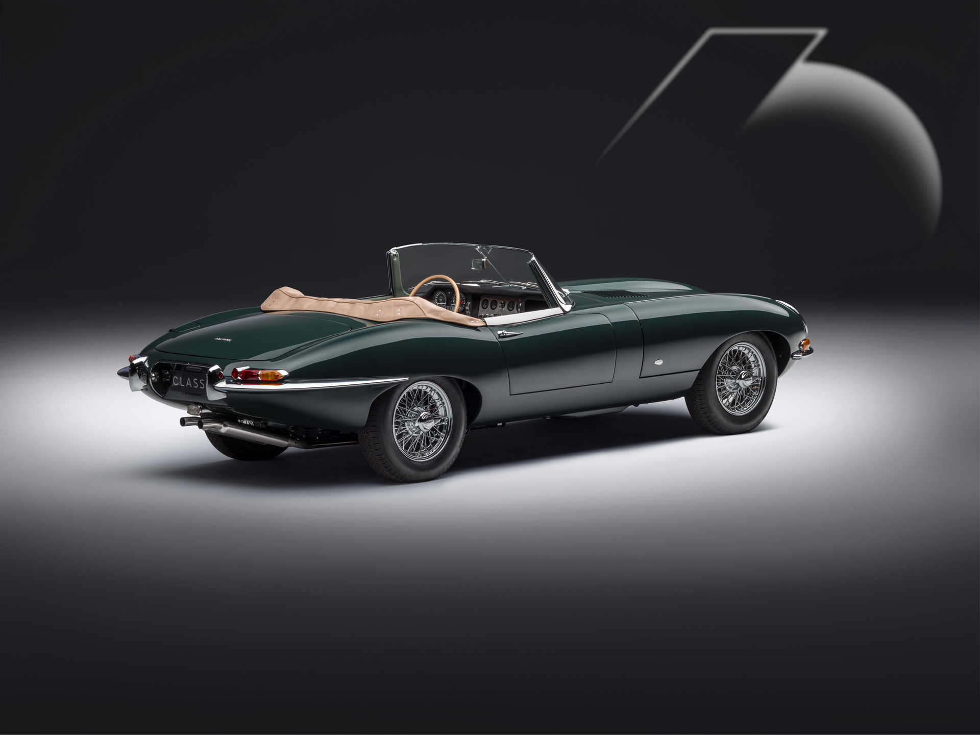 Jaguar Classic Shows Stunning Pair Of Factory Restored E-Type 60 Collection Editions