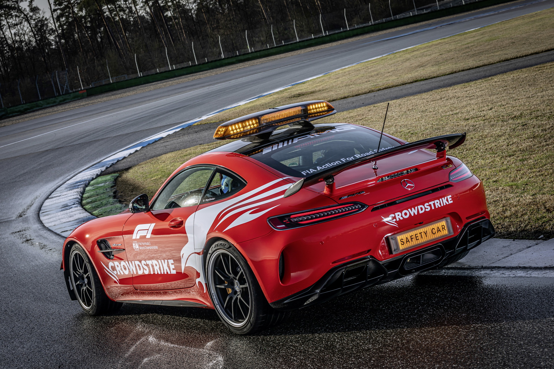 MercedesAMG GT R, C63 S Safety And Medical Cars Get New Attire For