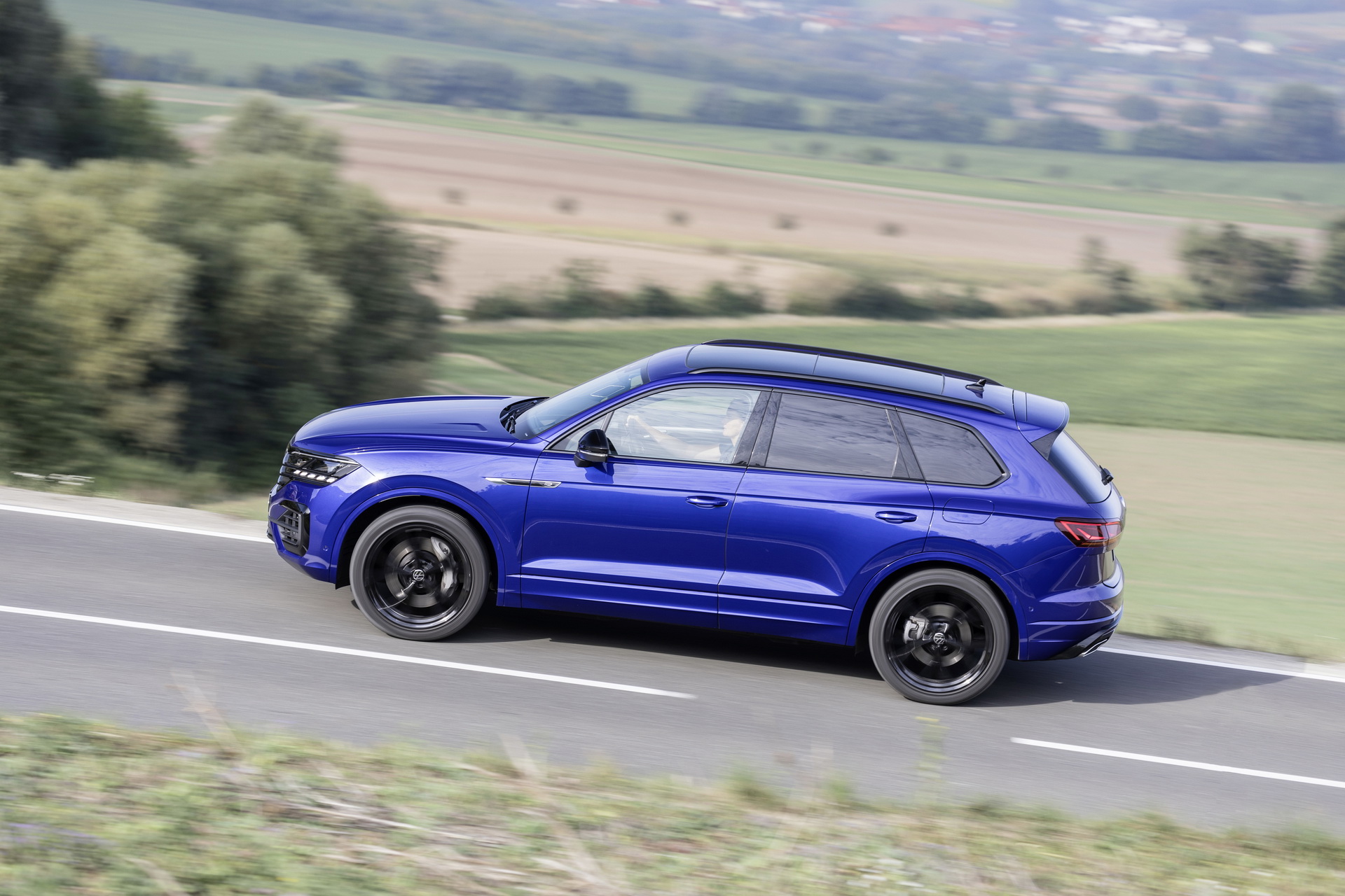 VW Launches Its Most Powerful Production Model In The UK, The New Touareg R