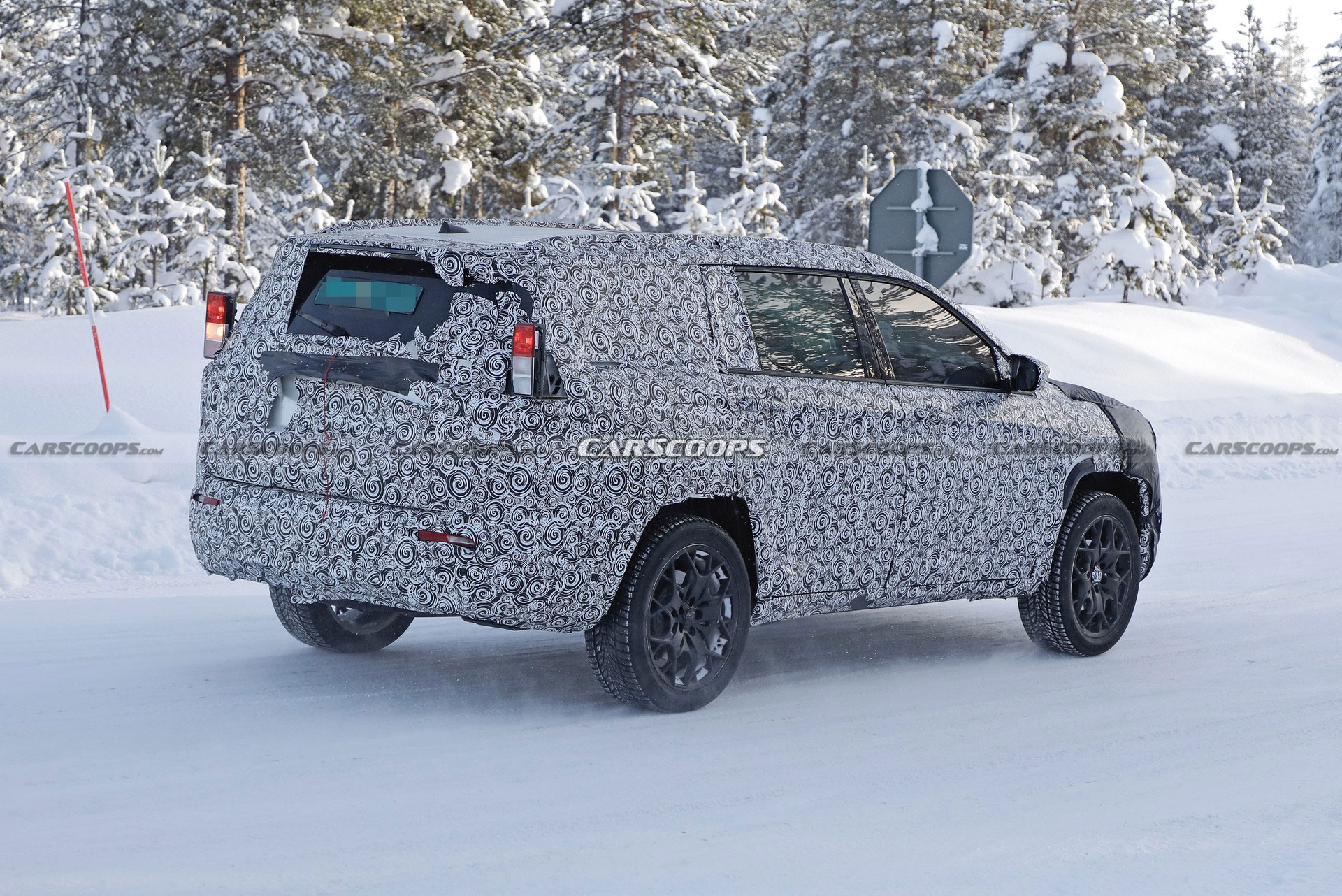 Jeep’s Seven-Seat Compass Could Be A Grand Family Hauler
