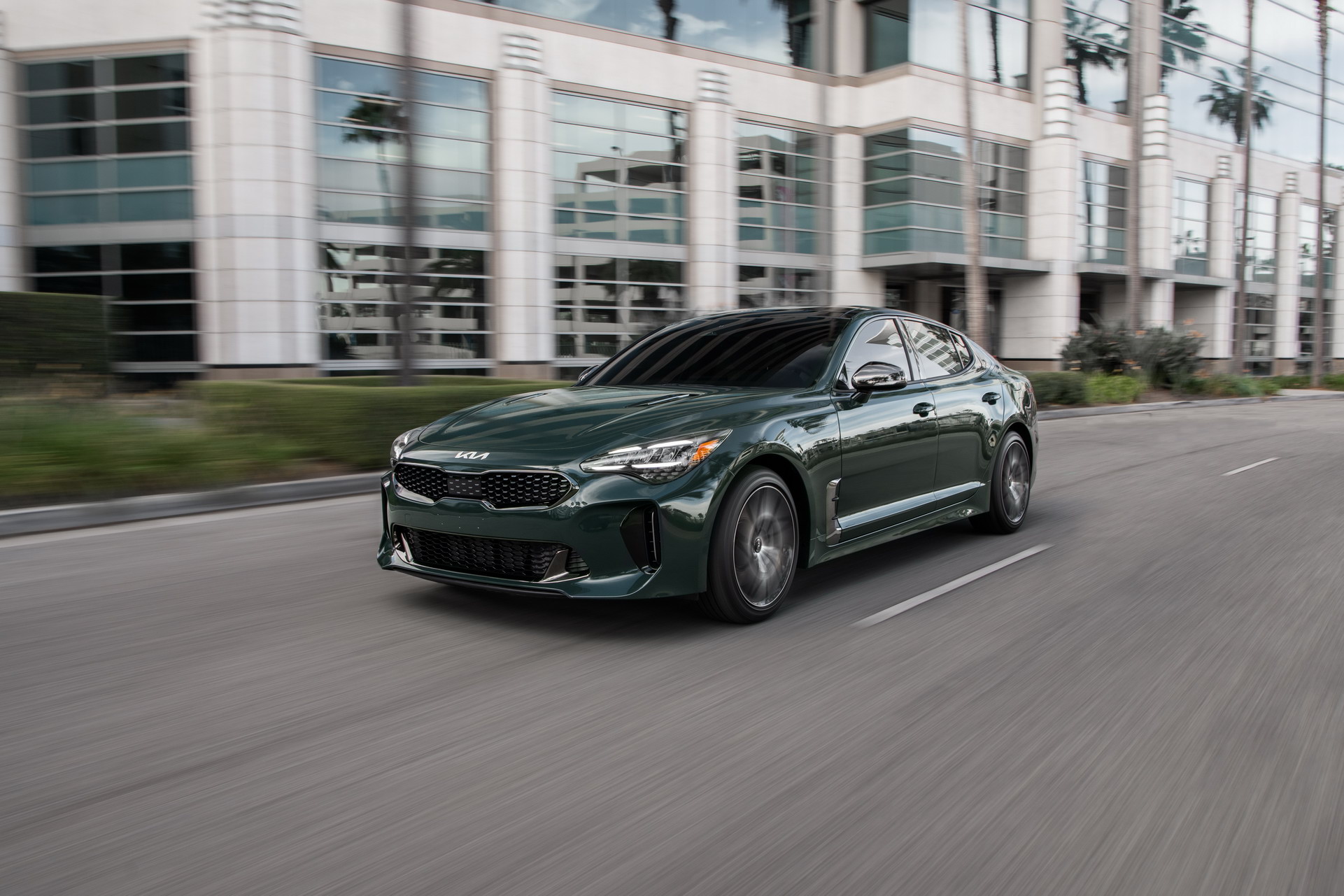 2022 Kia Stinger Starts At $36,090 – Costs $3,000 More Than Last Year’s Model