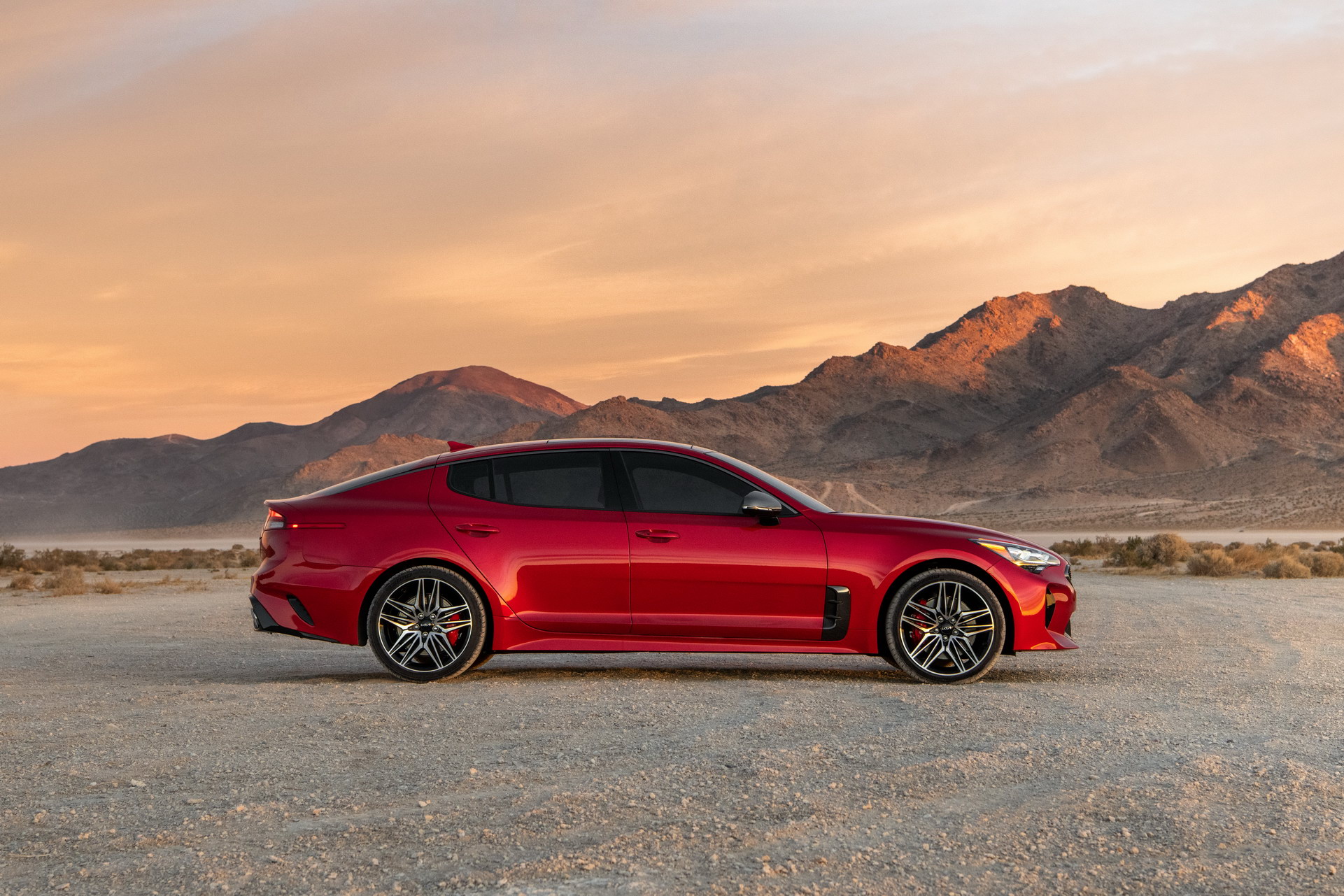 2022 Kia Stinger Starts At $36,090 – Costs $3,000 More Than Last Year’s Model