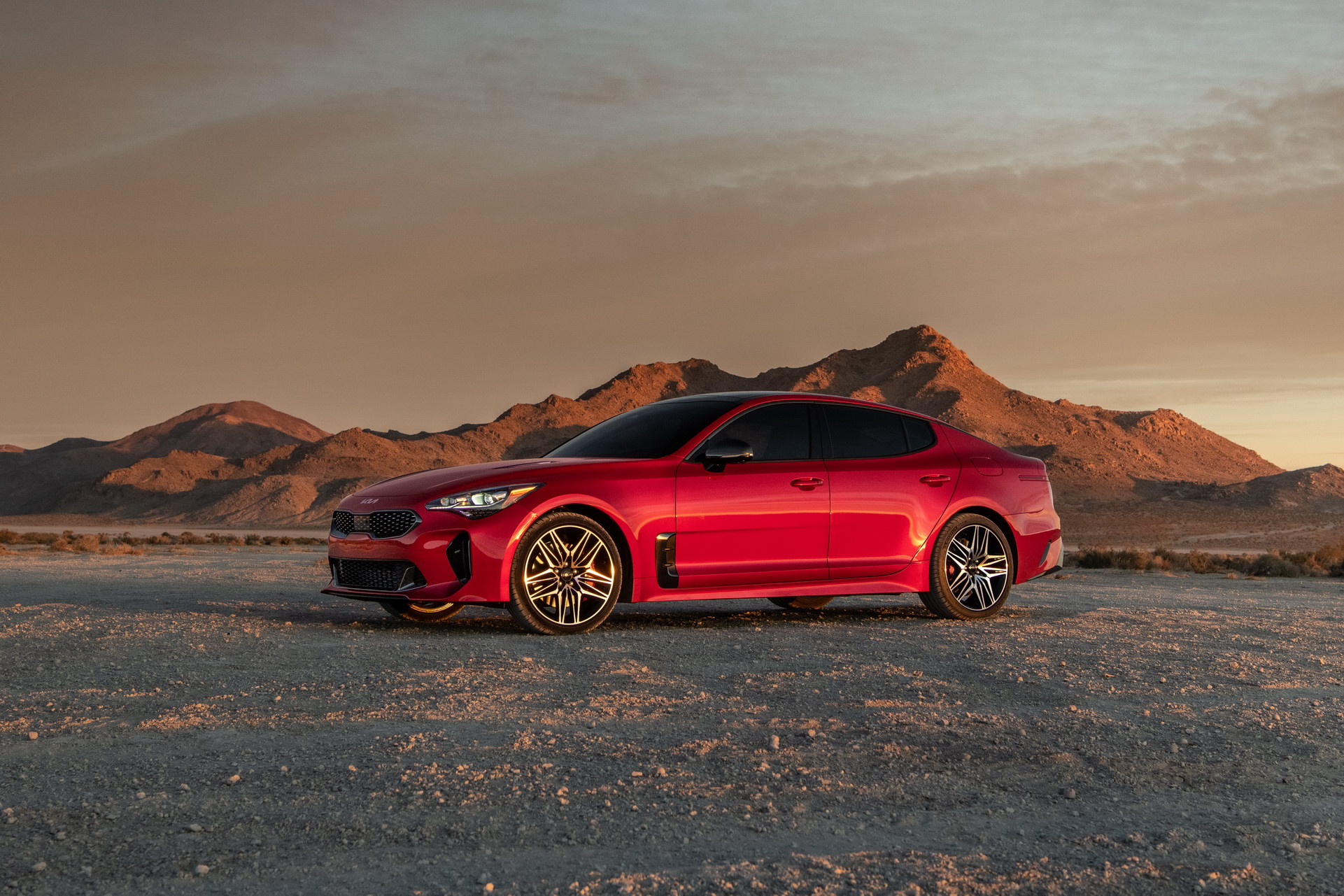 2022 Kia Stinger Starts At $36,090 – Costs $3,000 More Than Last Year’s Model
