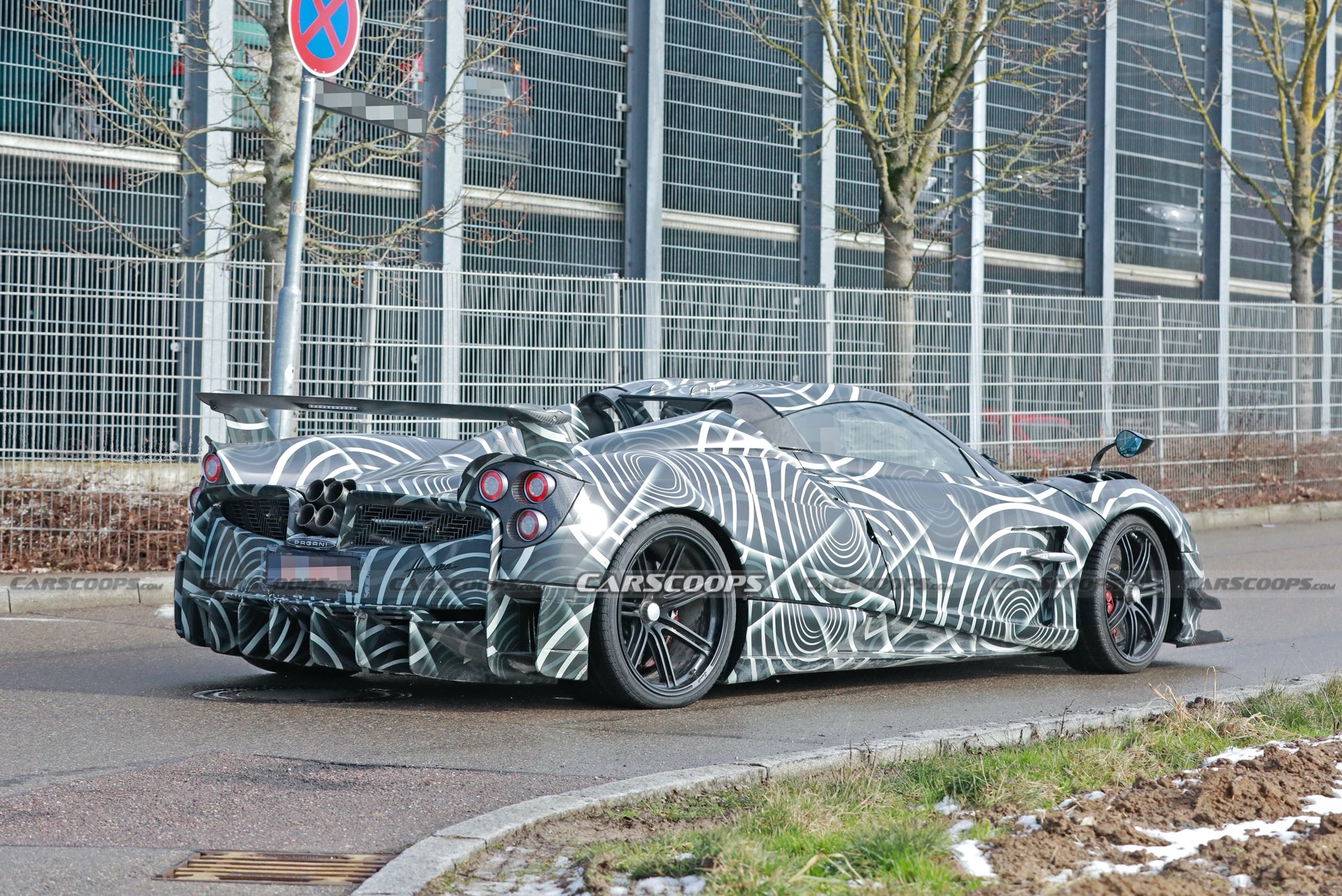 And Another One: Pagani Huayra Roadster Looks To Be Getting One More Mental Special Edition