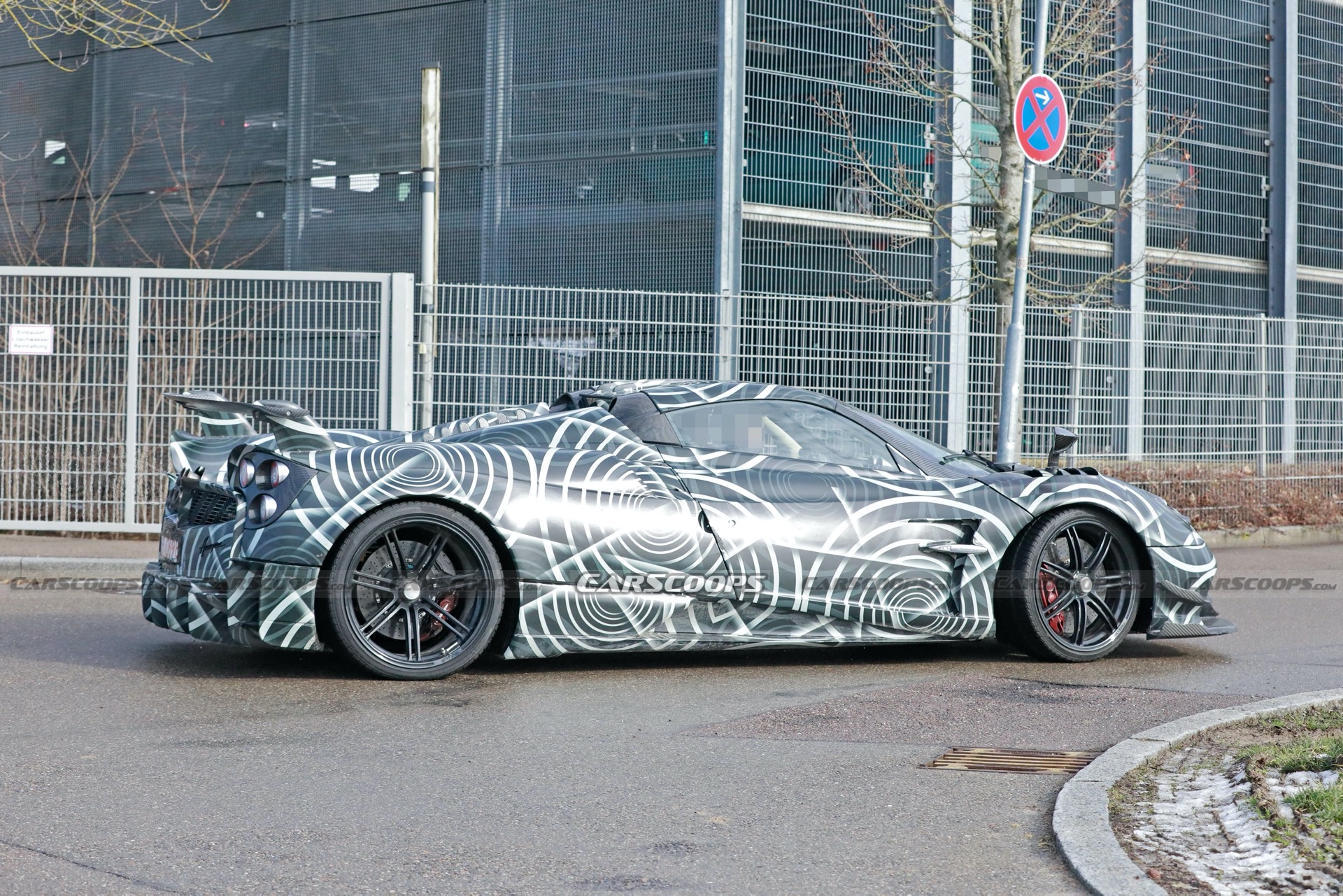 And Another One: Pagani Huayra Roadster Looks To Be Getting One More Mental Special Edition