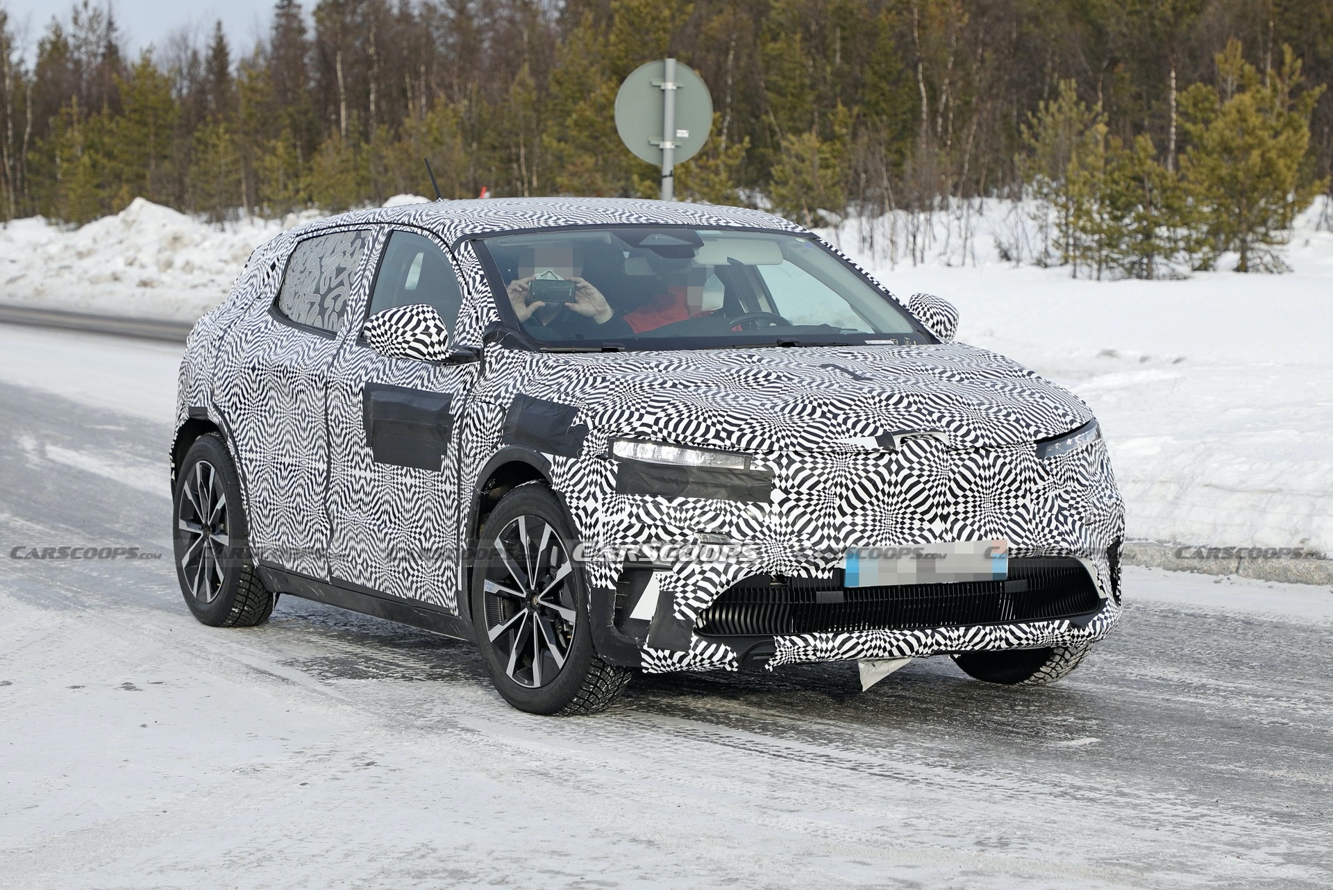 New Electric Renault Megane Prototype Caught For The First Time