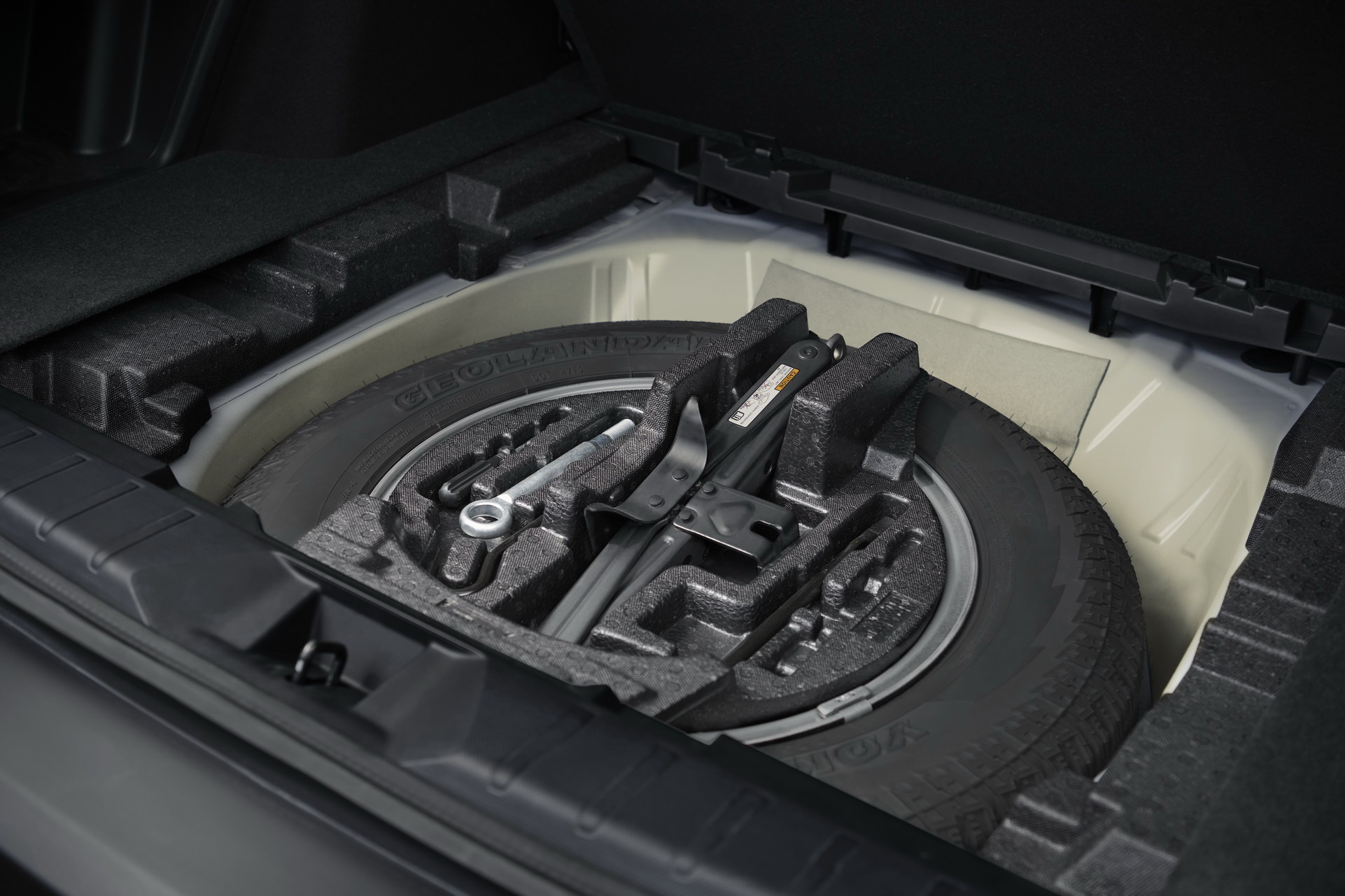 2022 Subaru Outback Wilderness Is A Meaner Off-Road Wagon With A Thing For Plastic Armor