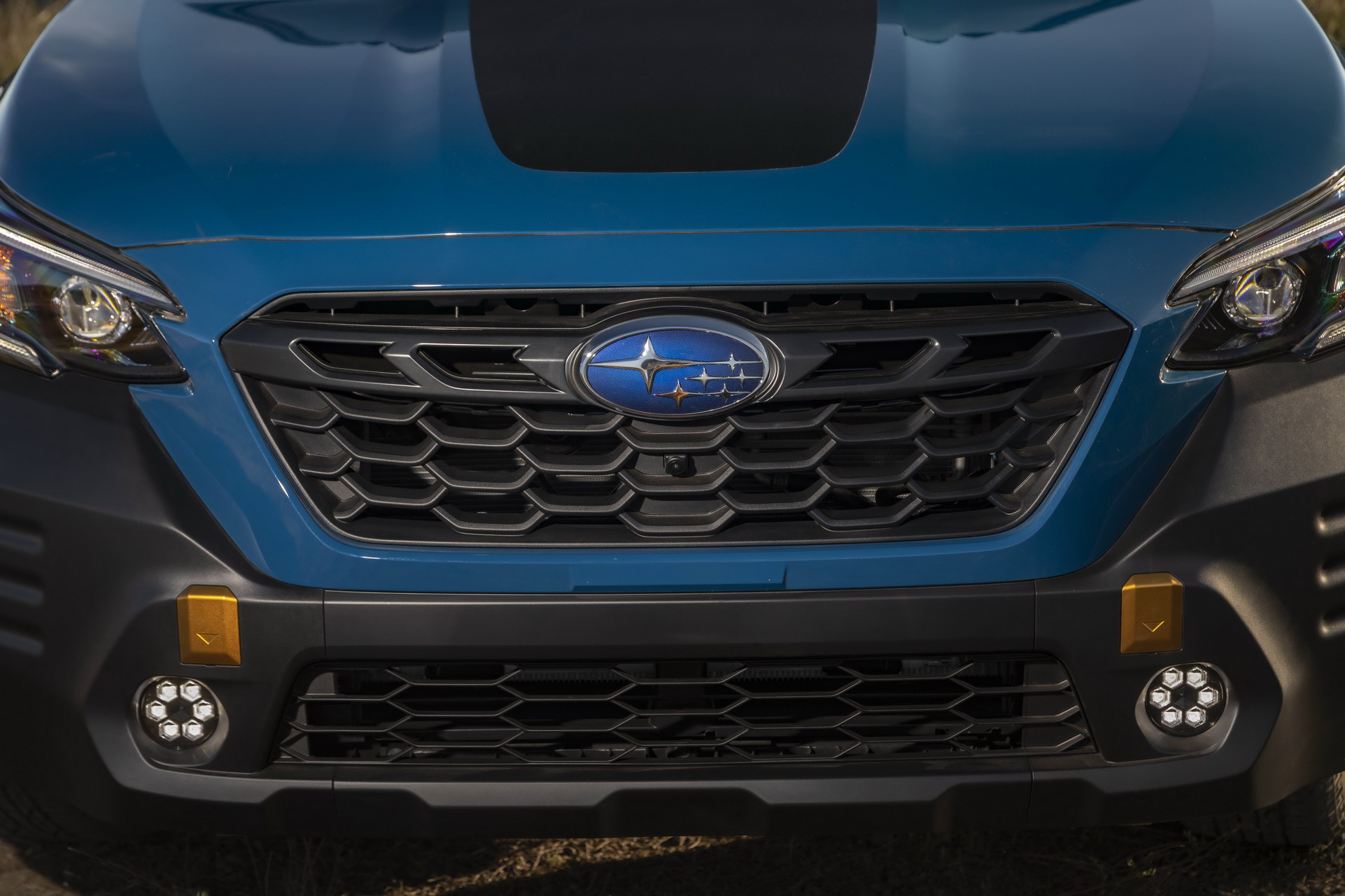 2022 Subaru Outback Wilderness Is A Meaner Off-Road Wagon With A Thing For Plastic Armor