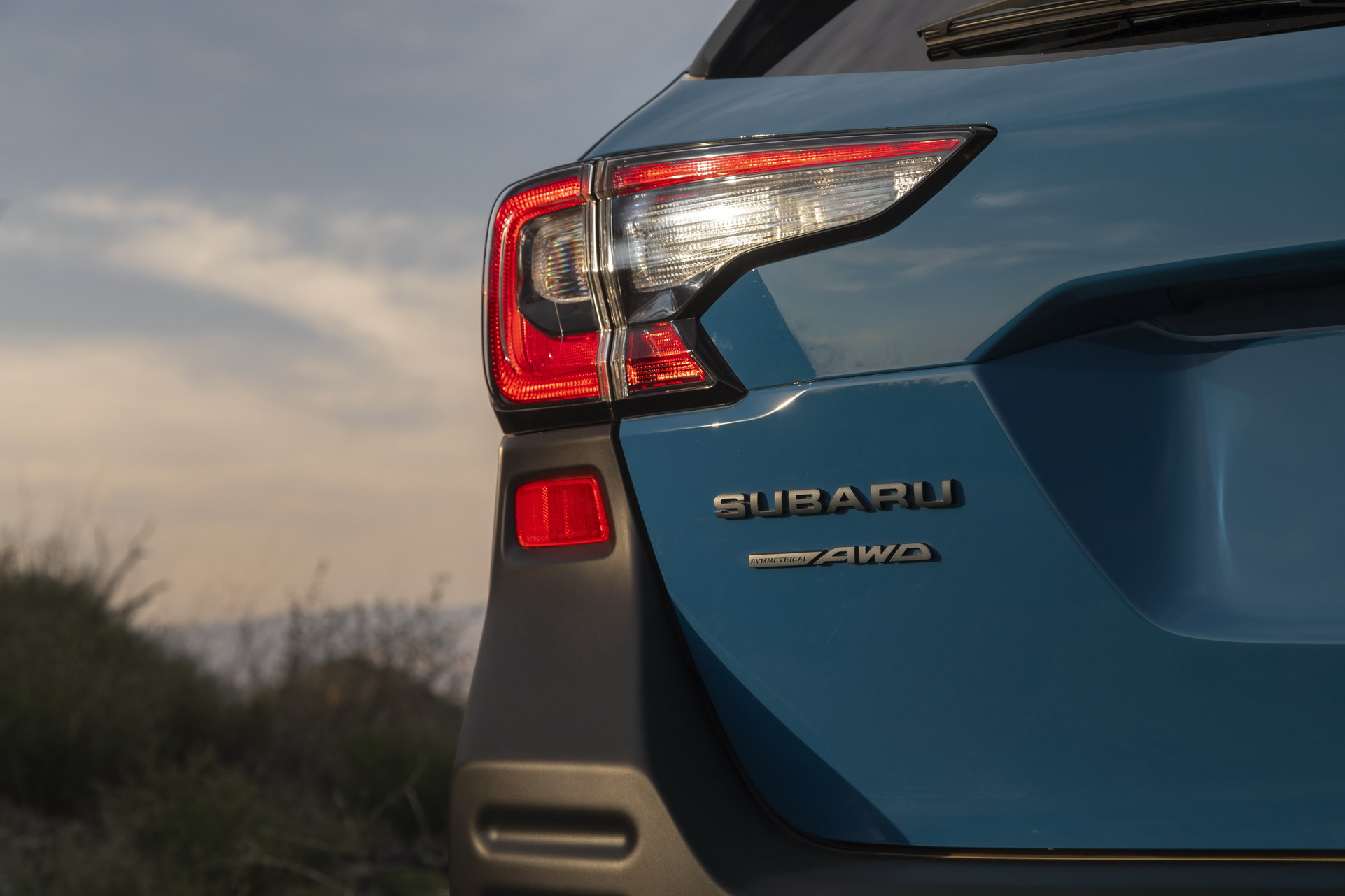 2022 Subaru Outback Wilderness Is A Meaner Off-Road Wagon With A Thing For Plastic Armor