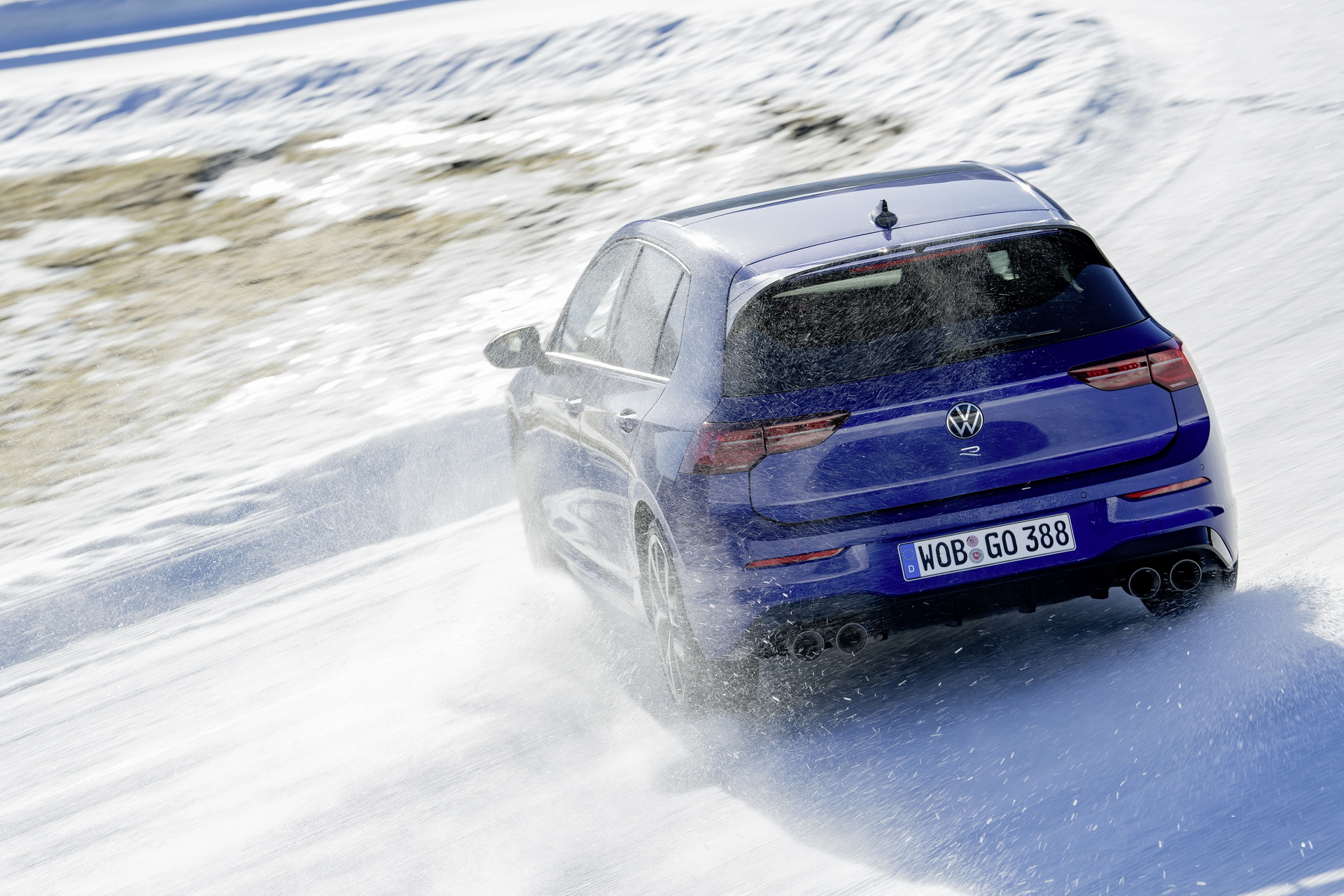 Don’t Buy A New VW Golf R Without The Performance Pack