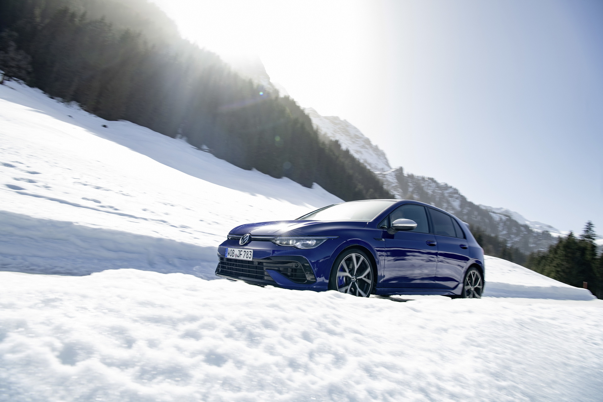 Don’t Buy A New VW Golf R Without The Performance Pack